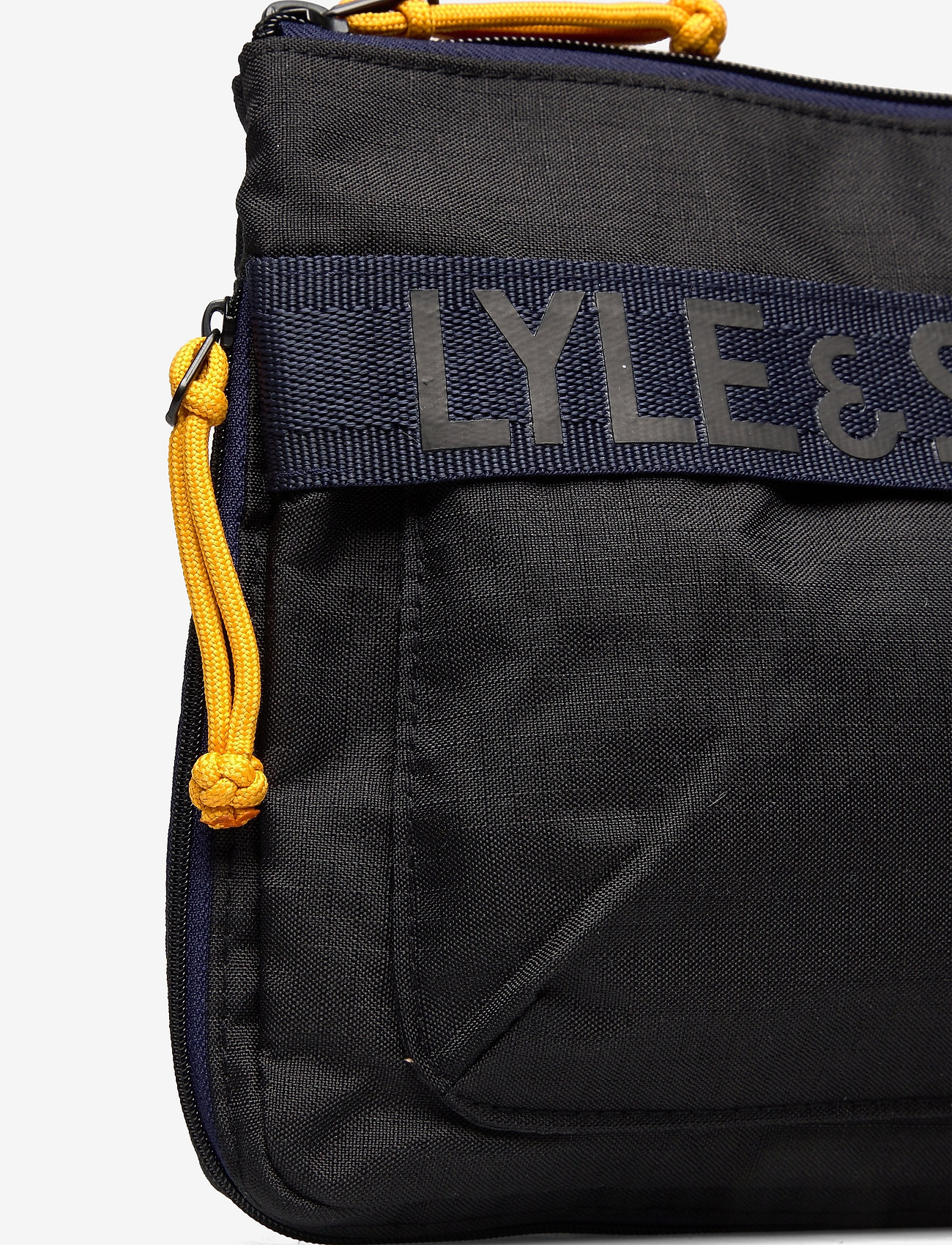 Lyle & Scott - Recycled Ripstop Cross Body - true black - 3