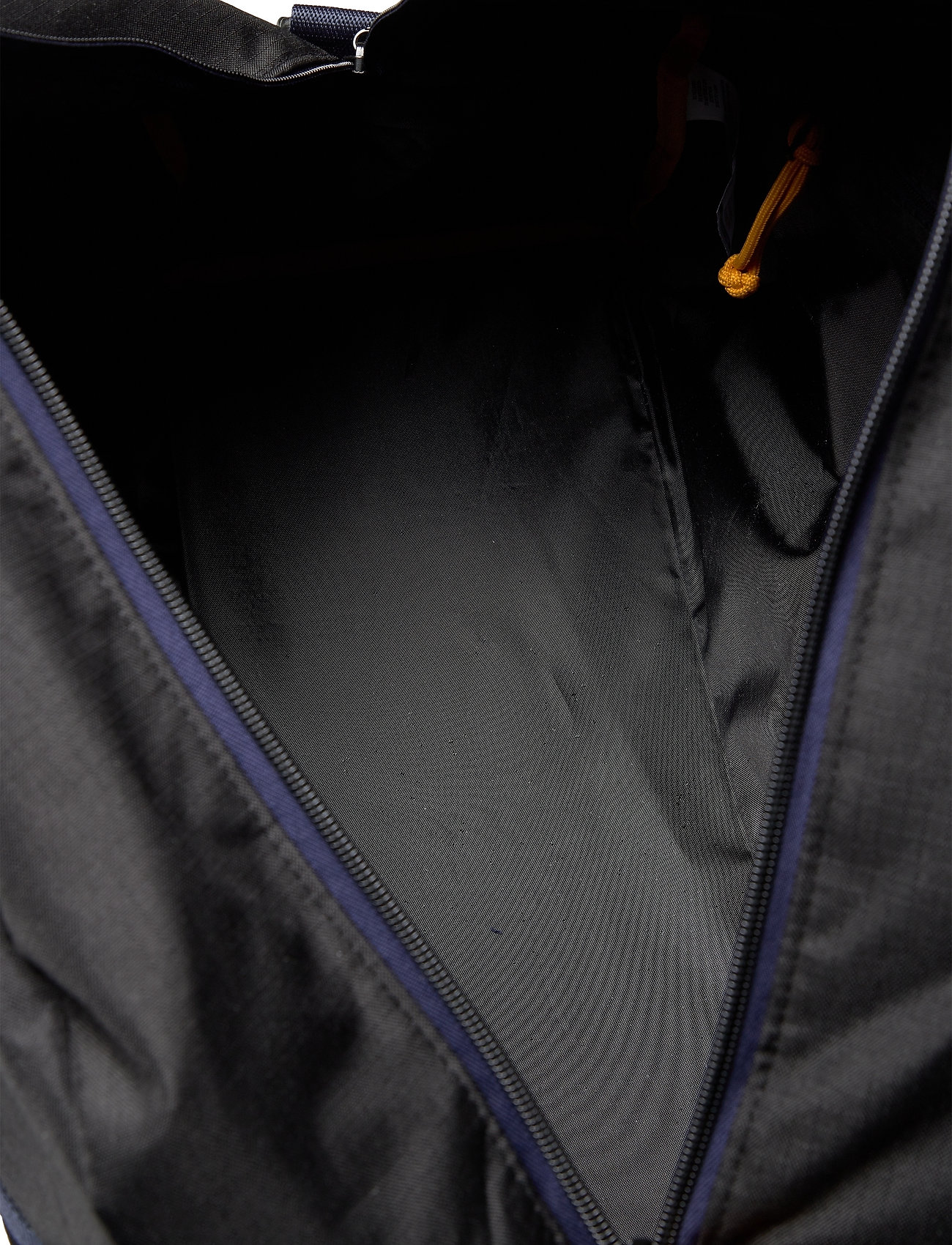 Lyle & Scott - Recycled Ripstop Weekender - true black - 4