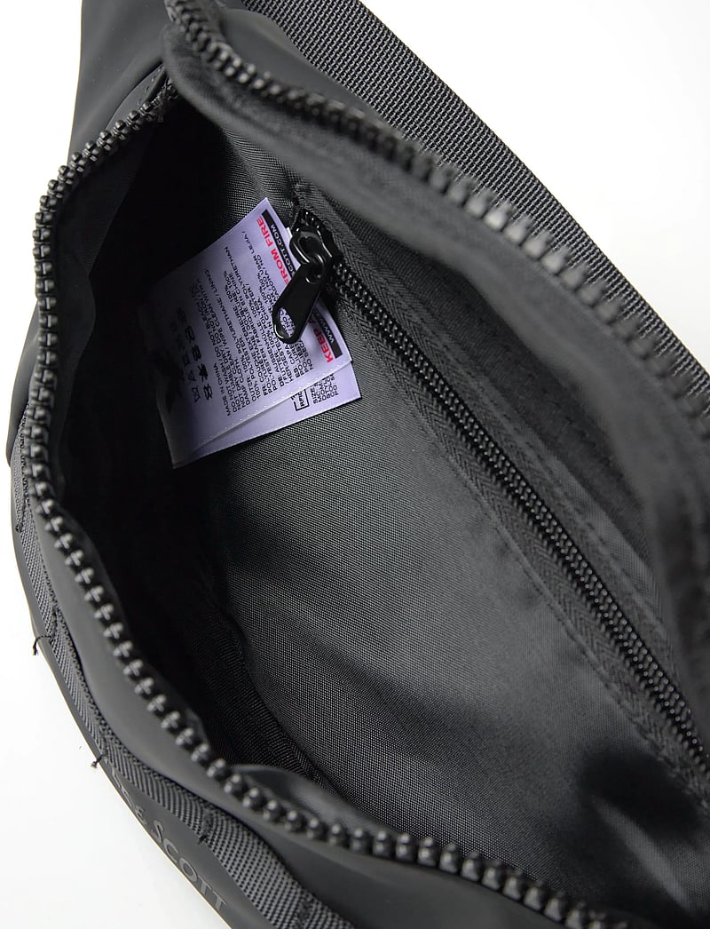 Lyle & Scott - Weather Resistant Cross Body Bag - gürteltaschen - jet black - 5