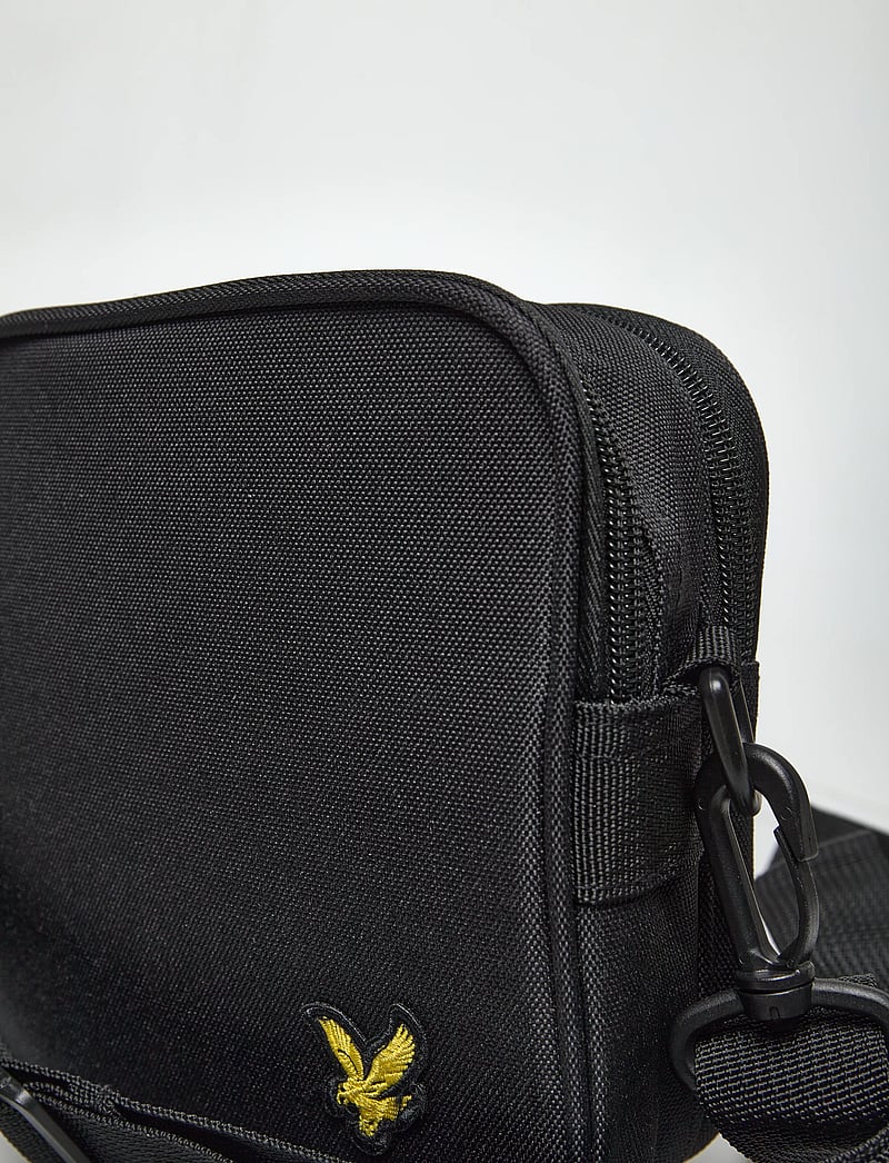 Lyle & Scott - Cross Body Bag - magväskor - z865 jet black - 4