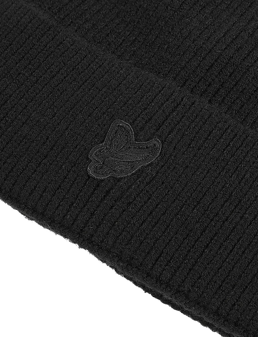 Lyle & Scott - Tonal Eagle Beanie - beanies - jet black - 2