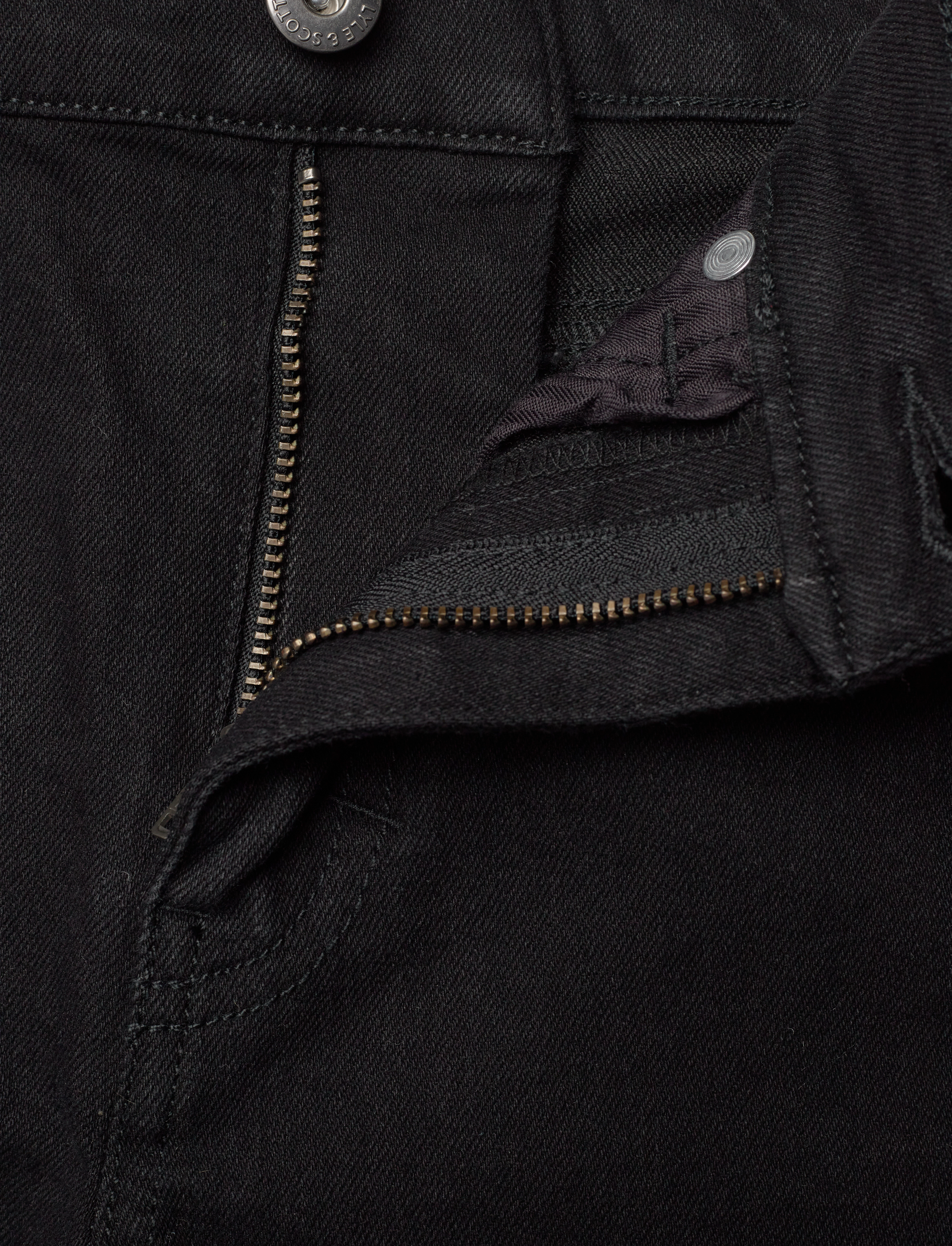 Lyle & Scott - 5 Pocket Jean - jet black - 3