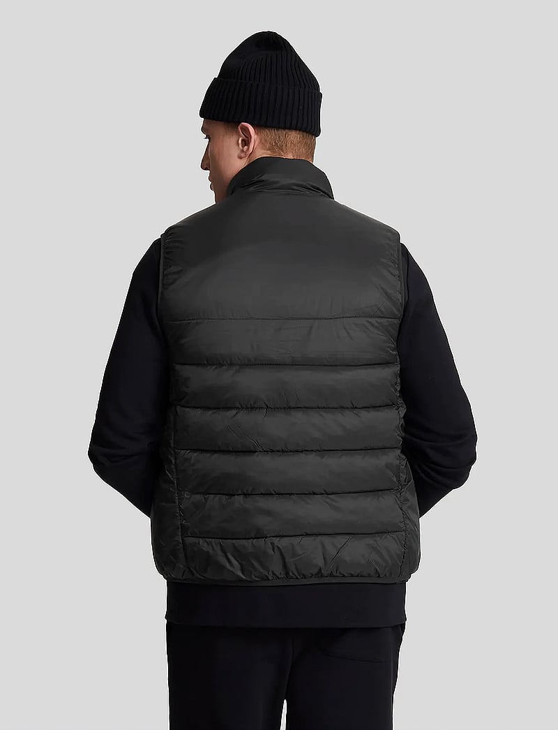 Lyle & Scott - Wadded Gilet - västar - jet black - 4