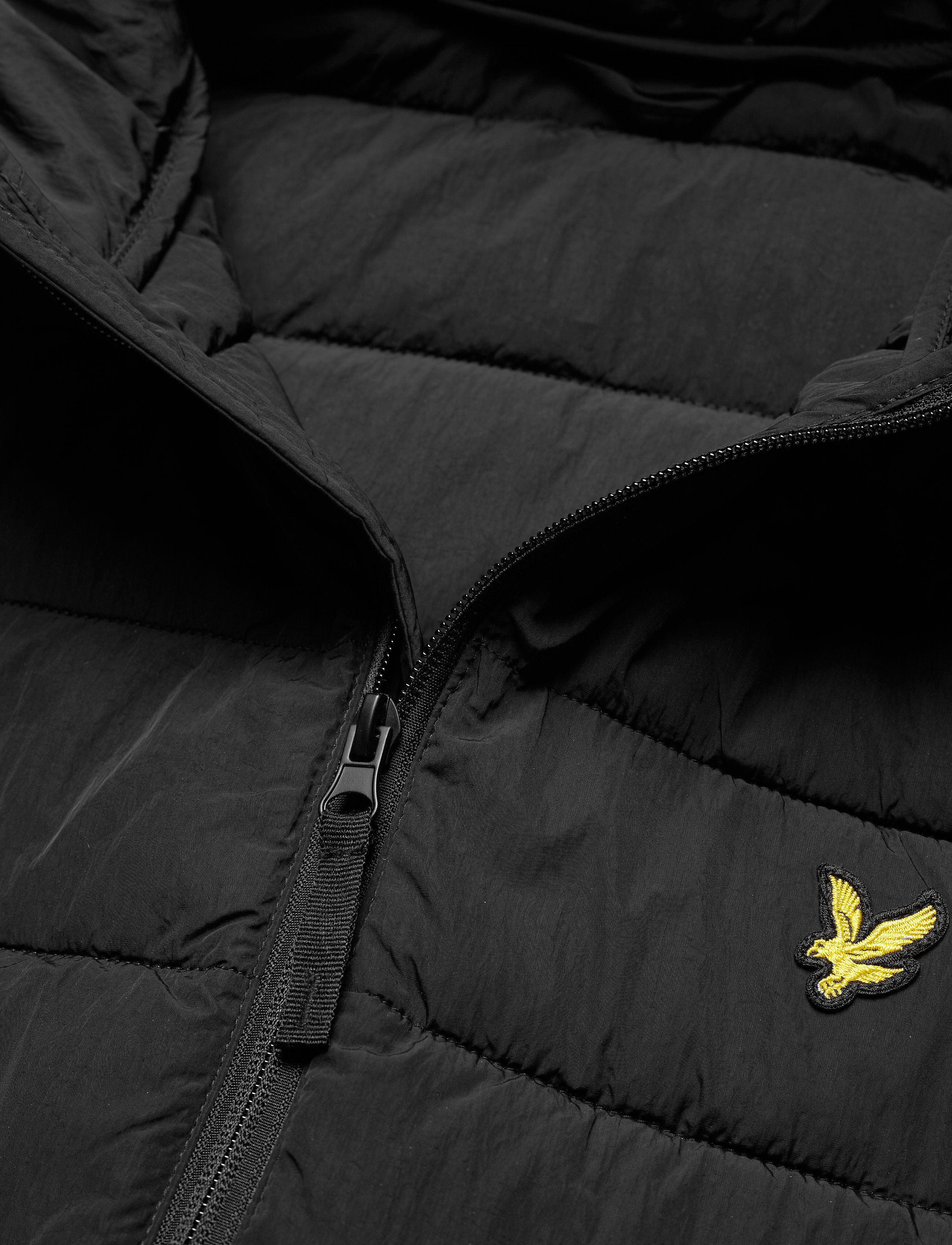 Lyle & Scott - Lightweight Puffer Jacket - jet black - 3