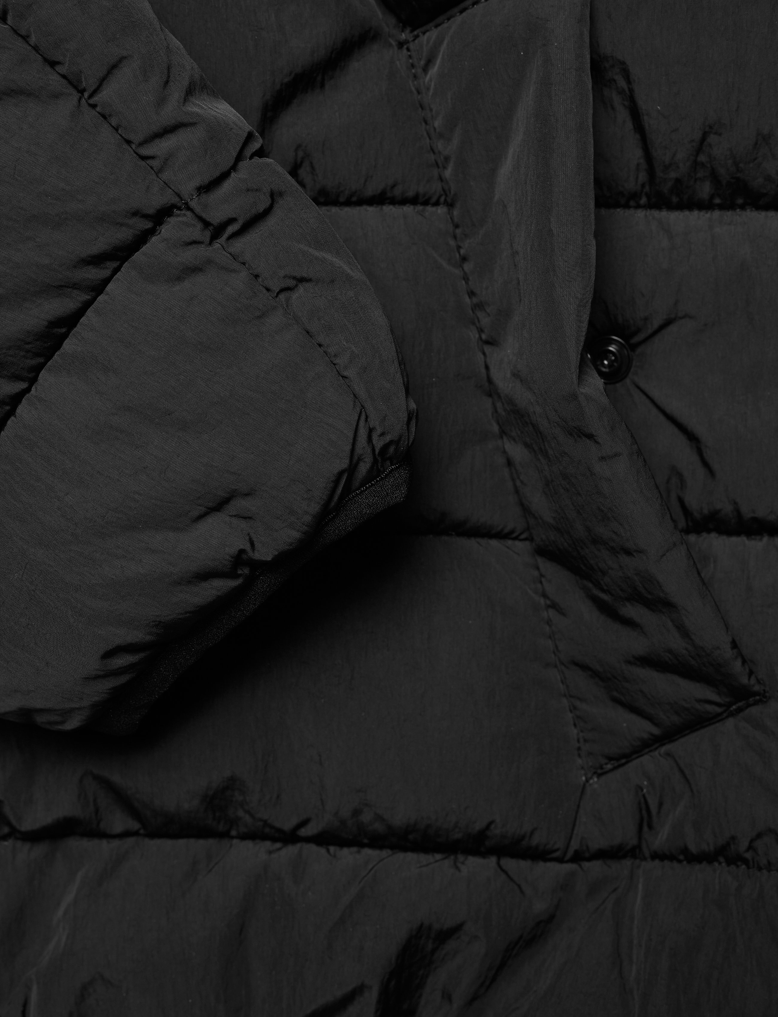 Lyle & Scott - Lightweight Puffer Jacket - jet black - 4