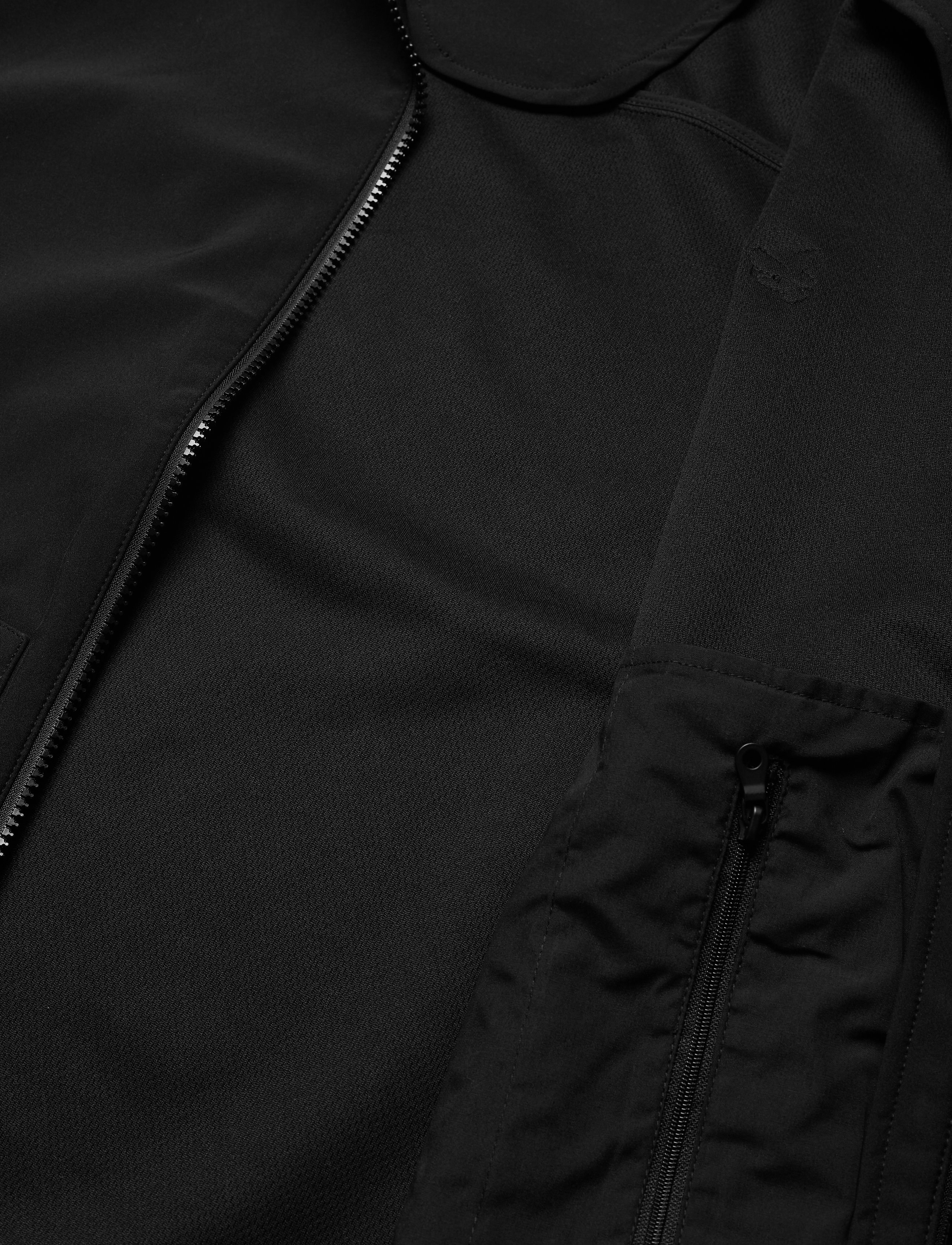 Lyle & Scott - Funnel Neck Softshell Jacket - jet black - 4