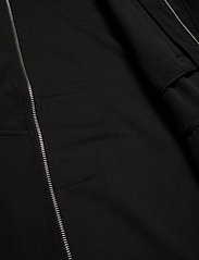 Lyle & Scott - Softshell Jacket - forårsjakker - jet black - 8