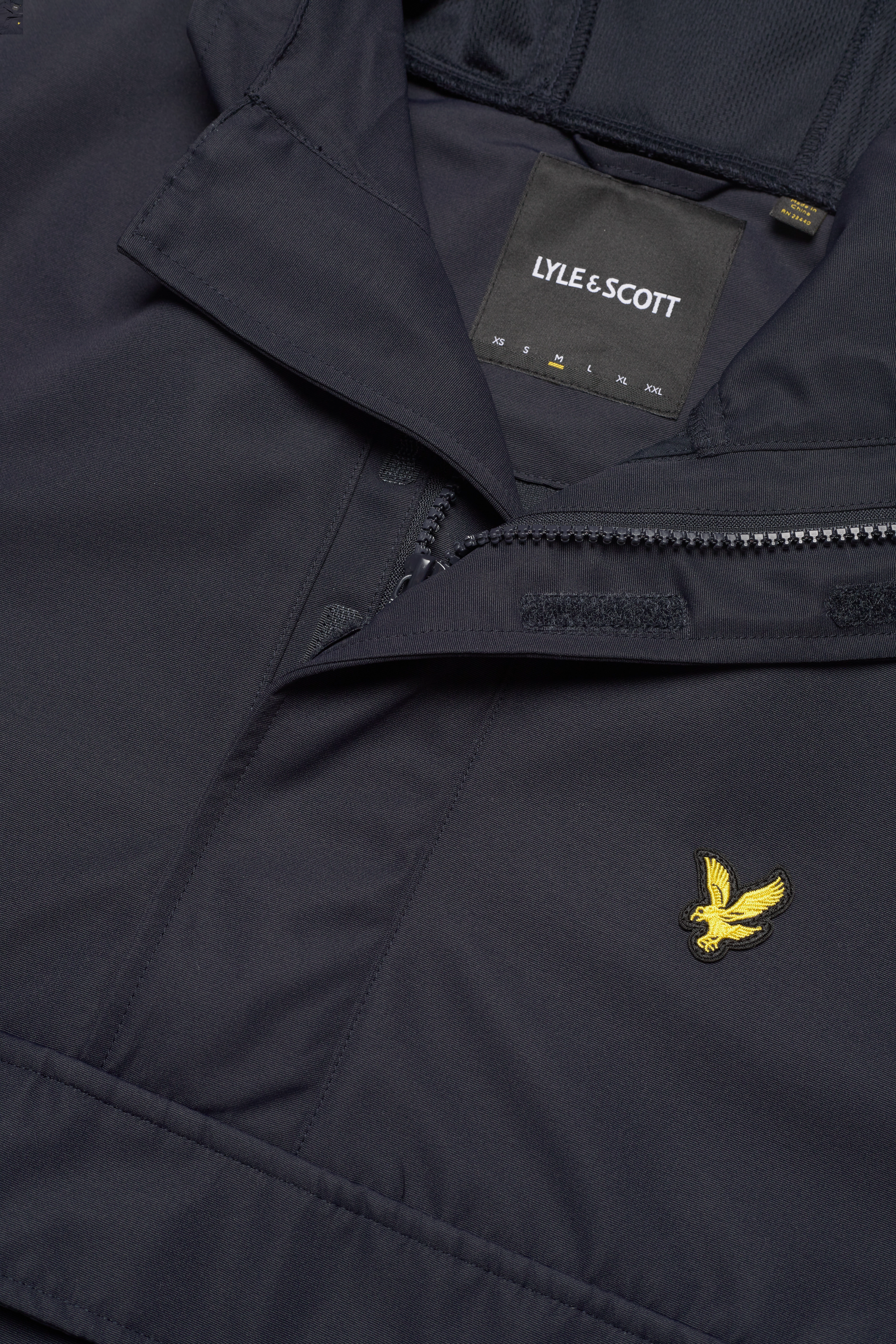 Lyle & Scott - Mesh Backed Nylon Overhead - dark navy - 2
