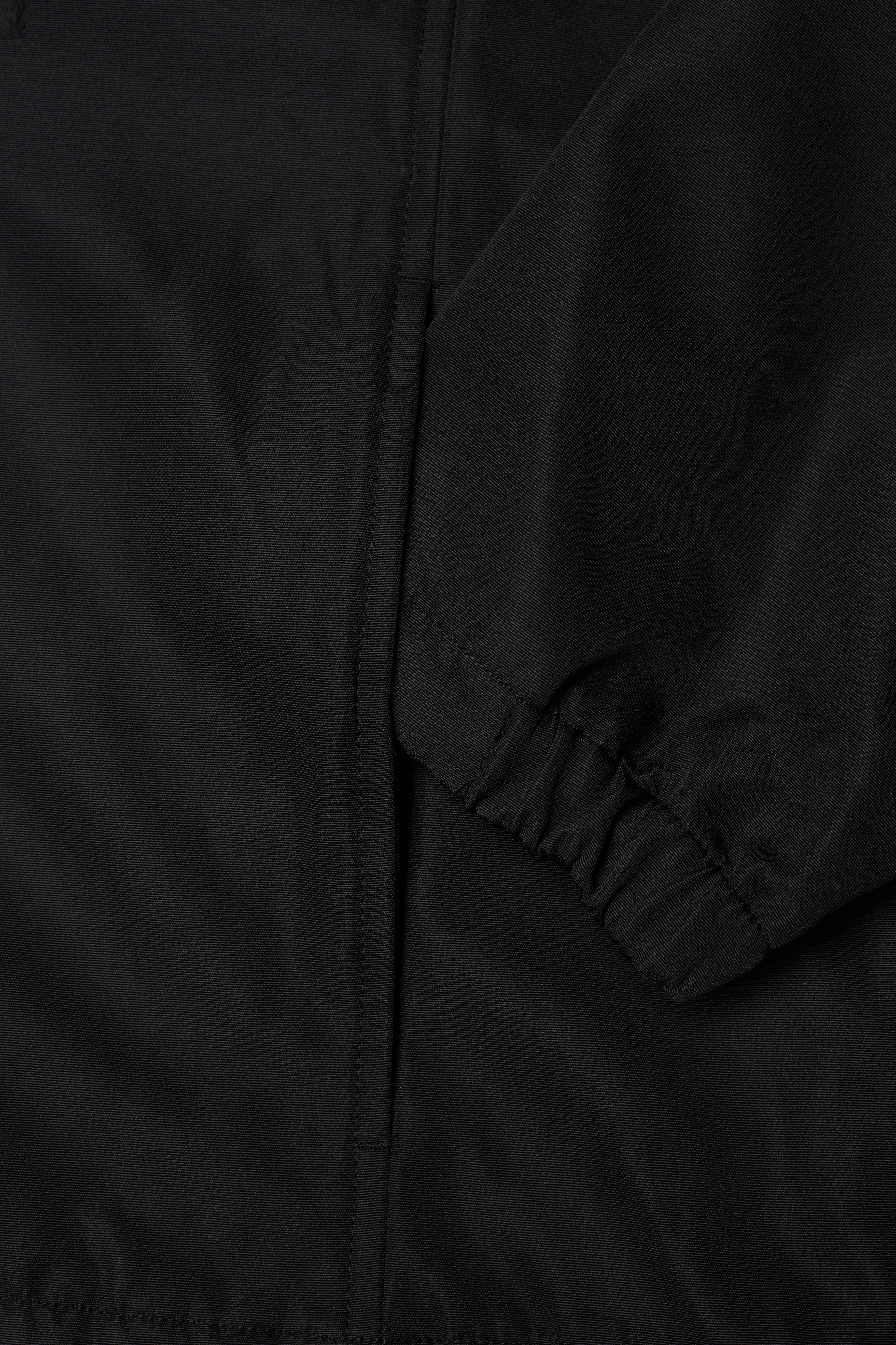 Lyle & Scott - Mesh Backed Nylon Overhead - jet black - 3