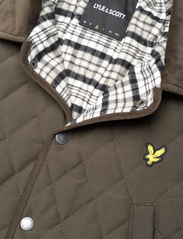 Lyle & Scott - Quilted Jacket - spring jackets - w485 olive - 6