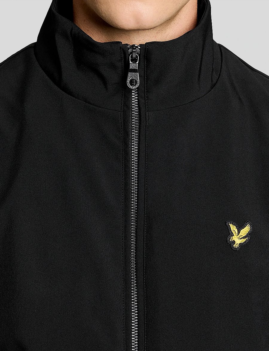 Lyle & Scott - Mesh Back Softshell Funnel Neck Jacket - fall jackets - z865 jet black - 4