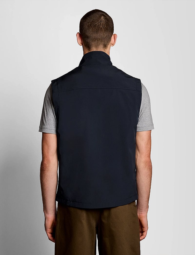 Lyle & Scott - Mesh Back Softshell Funnel Neck Gilet - outdoor - z271 dark navy - 3