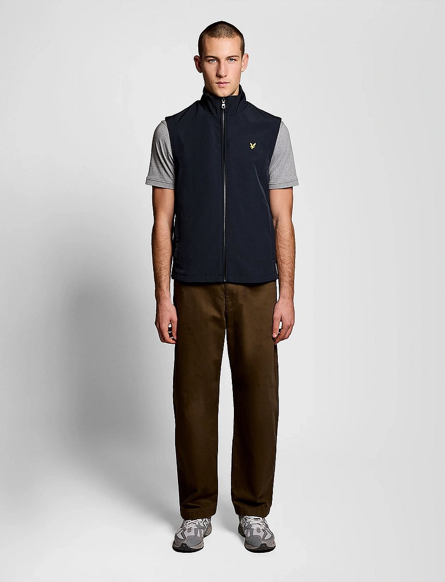 Lyle & Scott - Mesh Back Softshell Funnel Neck Gilet - outdoor - z271 dark navy - 4