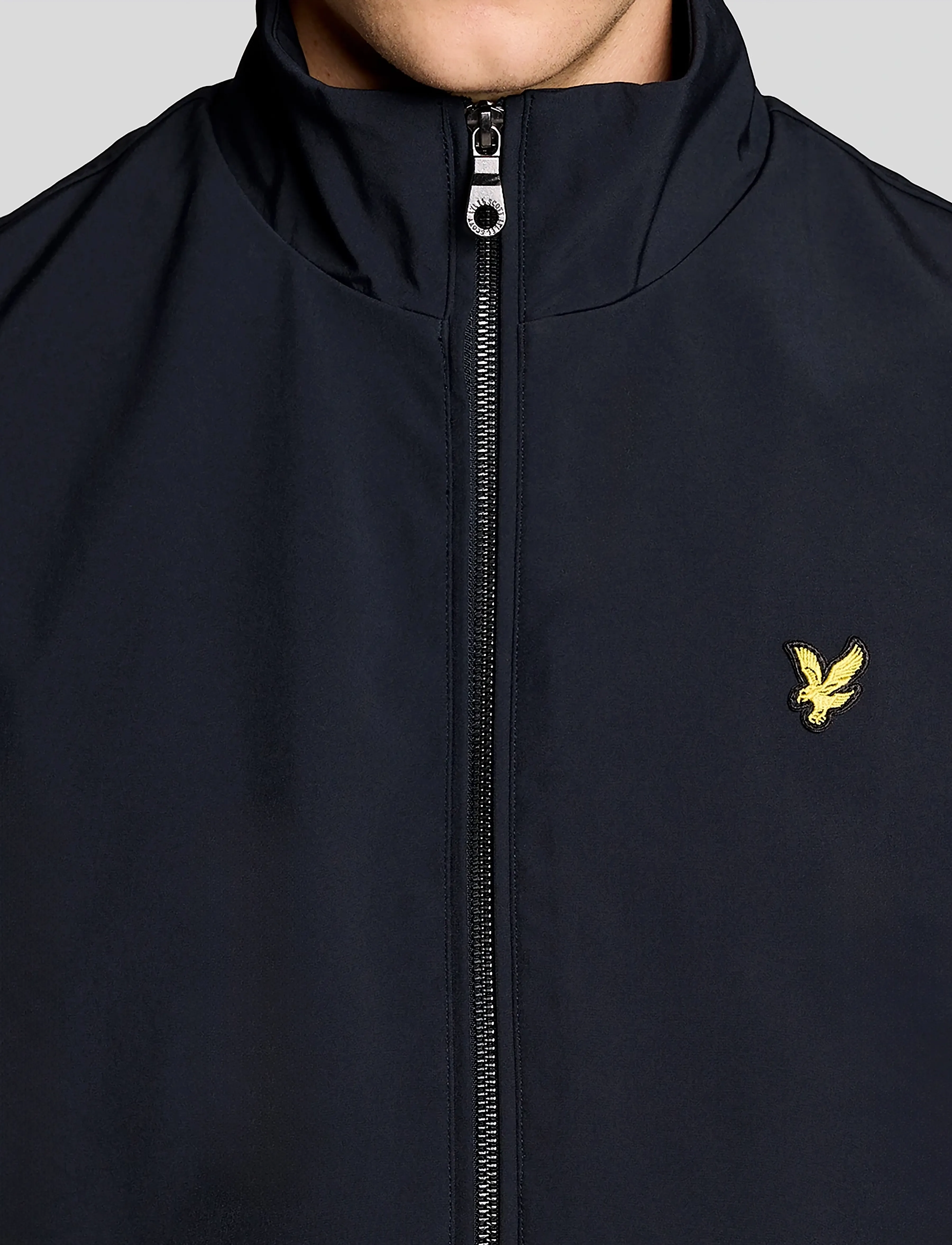 Lyle & Scott - Mesh Back Softshell Funnel Neck Gilet - veste - z271 dark navy - 5