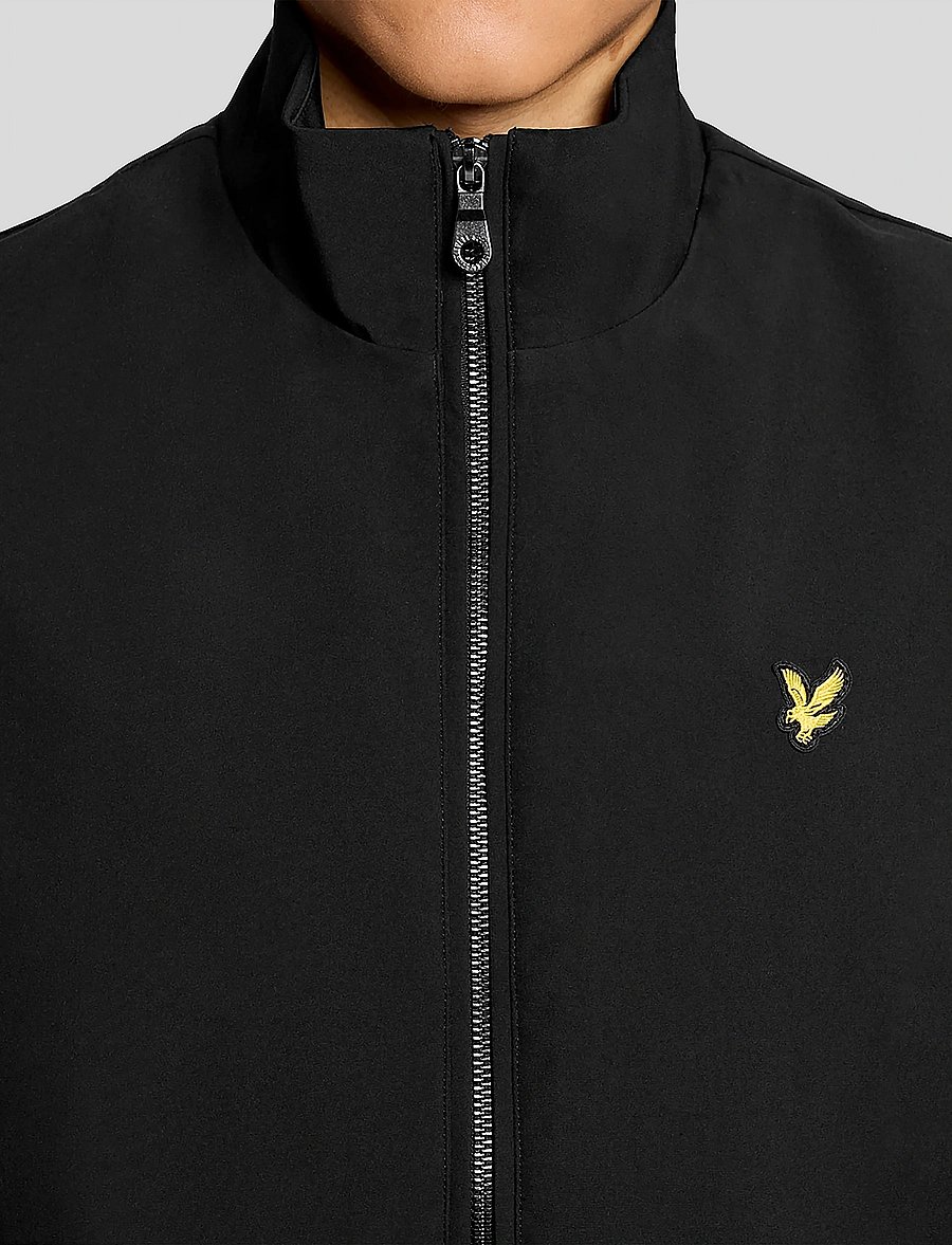 Lyle & Scott - Mesh Back Softshell Funnel Neck Gilet - outdoor - z865 jet black - 5