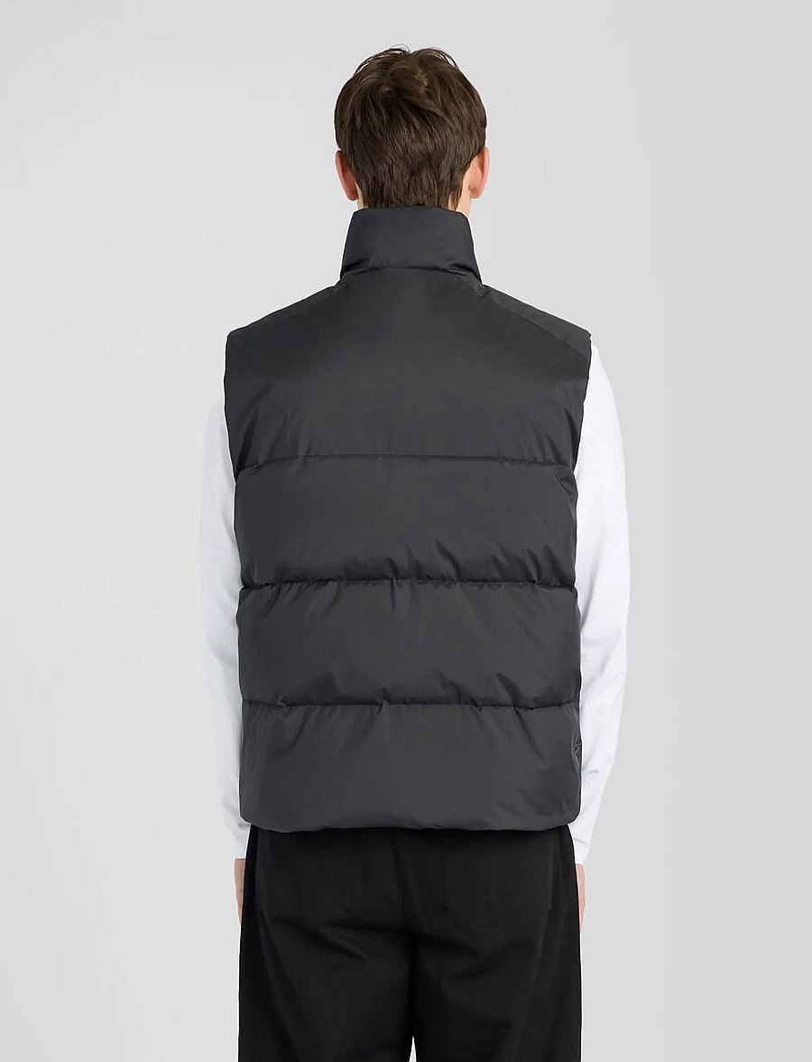 Lyle & Scott - Funnel Neck Puffer Gilet - vests - jet black - 3