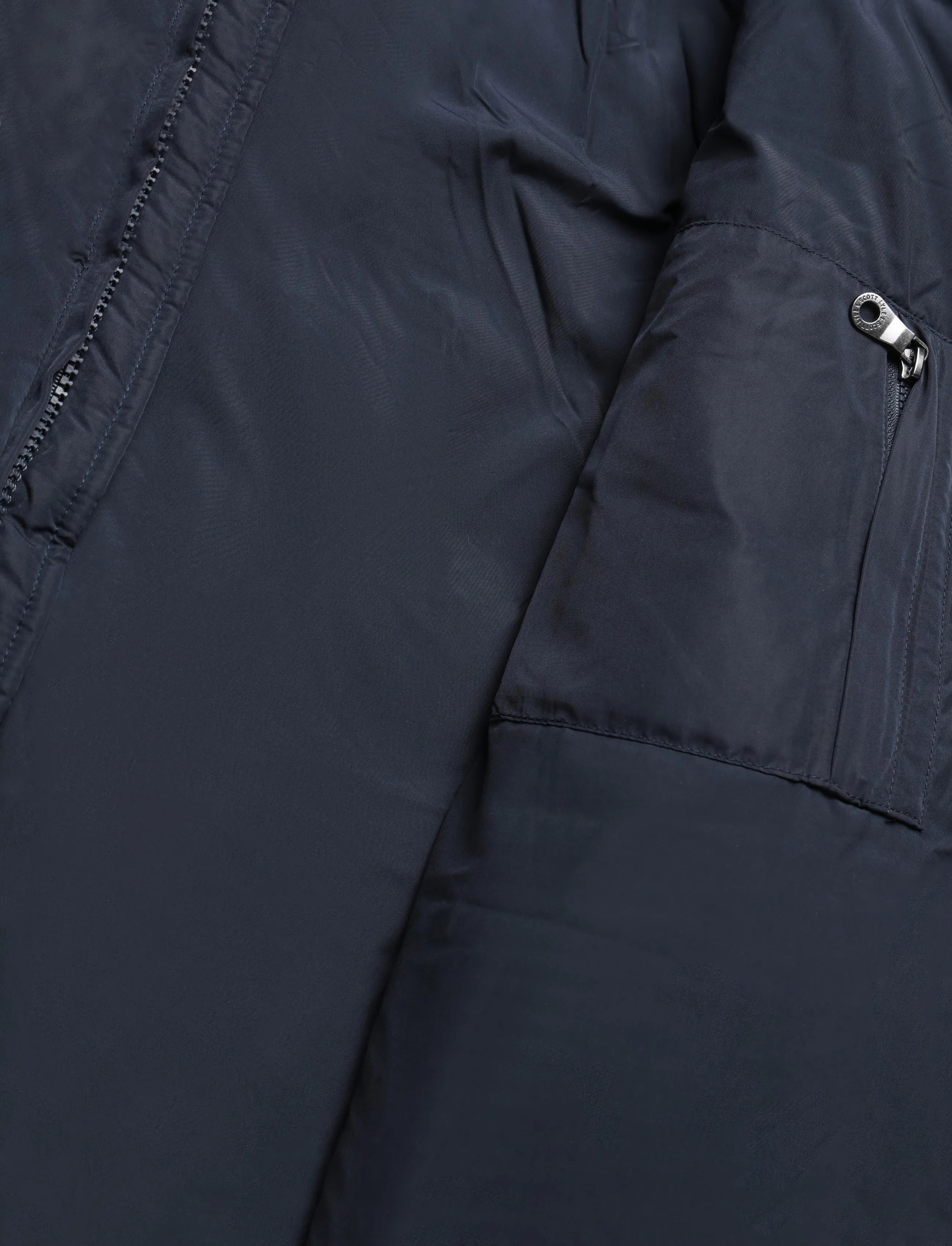 Lyle & Scott - Hooded Quilted Jacket - kevadjoped - dark navy - 5