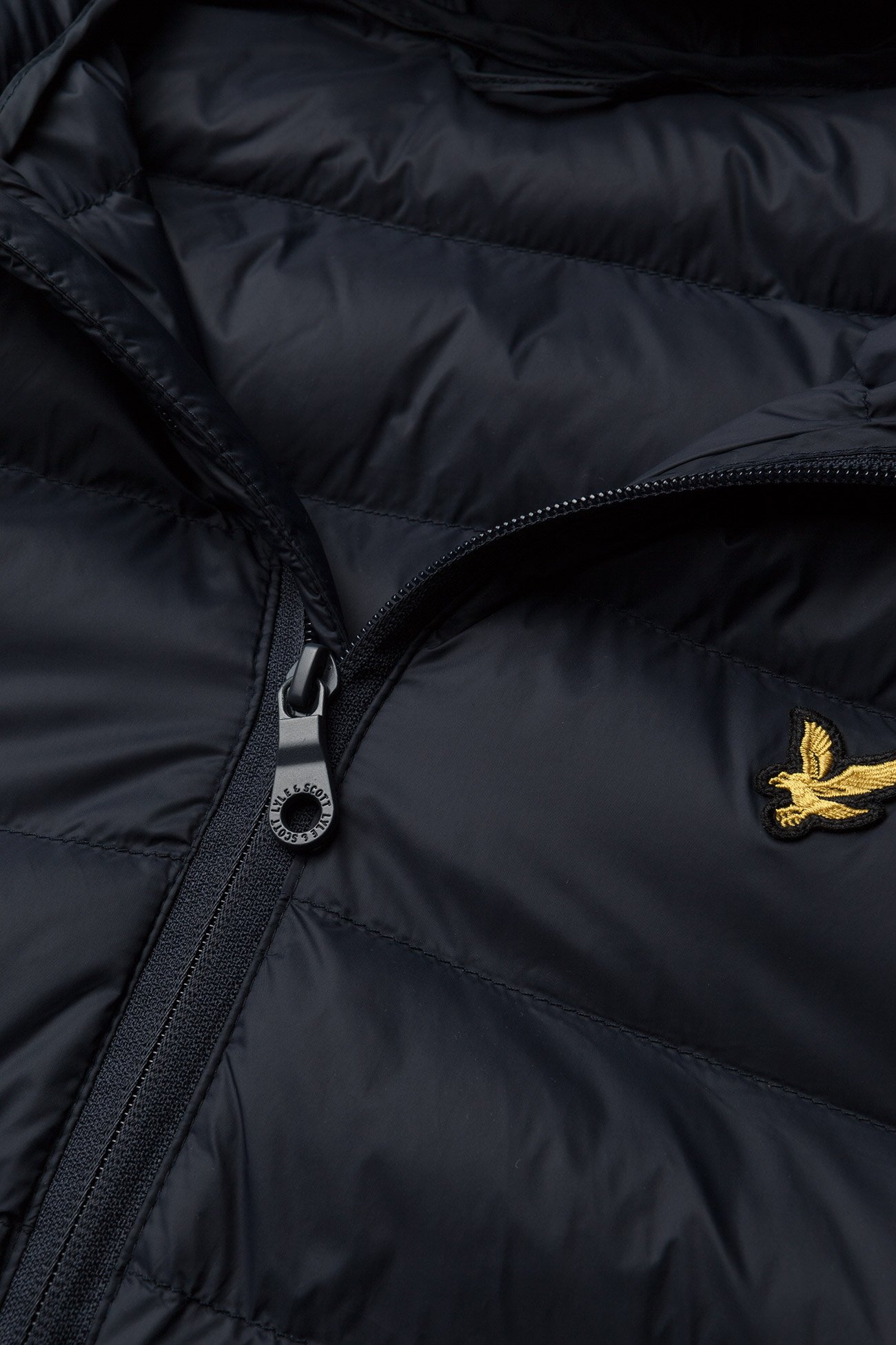 Lyle & Scott - Lightweight Puffer Jacket - dark navy - 3