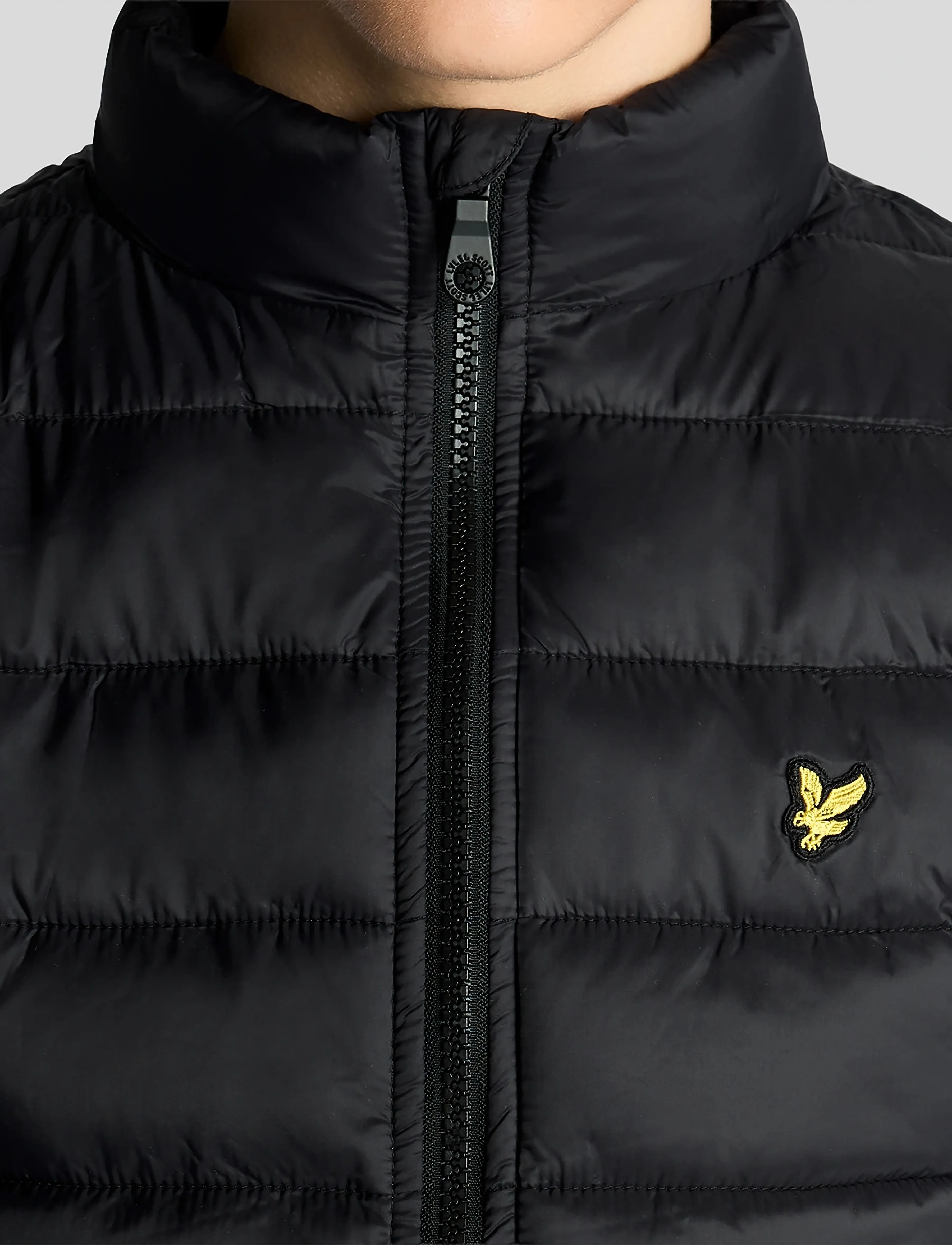 Lyle & Scott - Light Weight Padded Gilet - jet black - 4