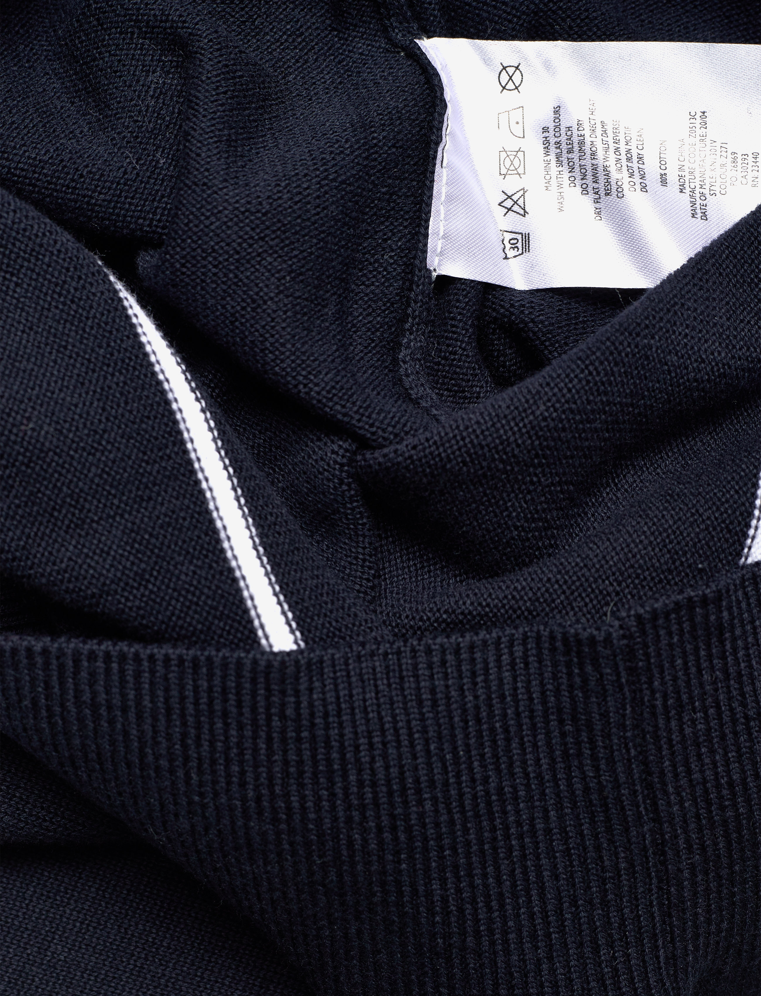 Lyle & Scott - Wide Stripe Knitted Crew Neck Jumper - dark navy - 3