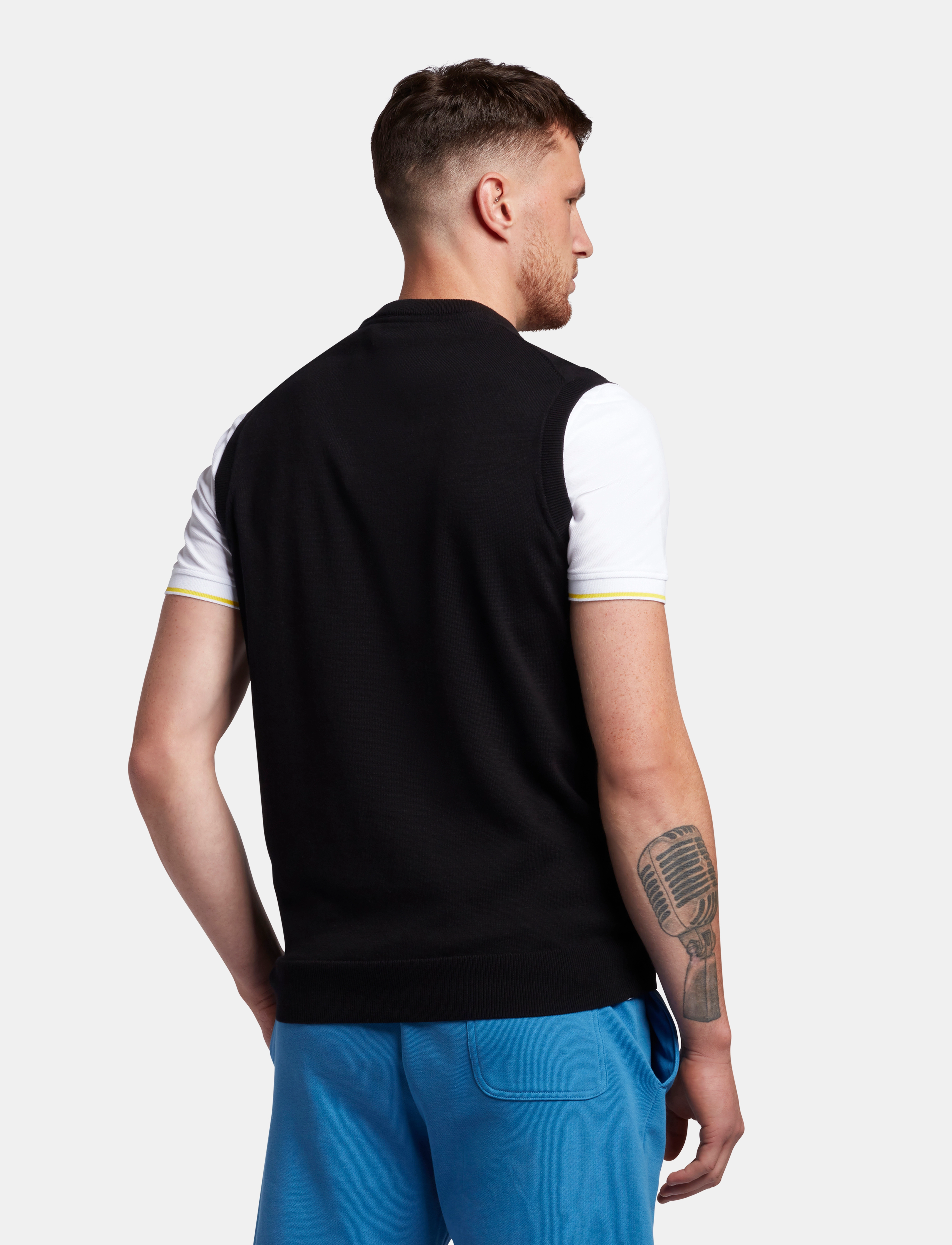 Lyle & Scott - V Neck Vest - jet black - 4