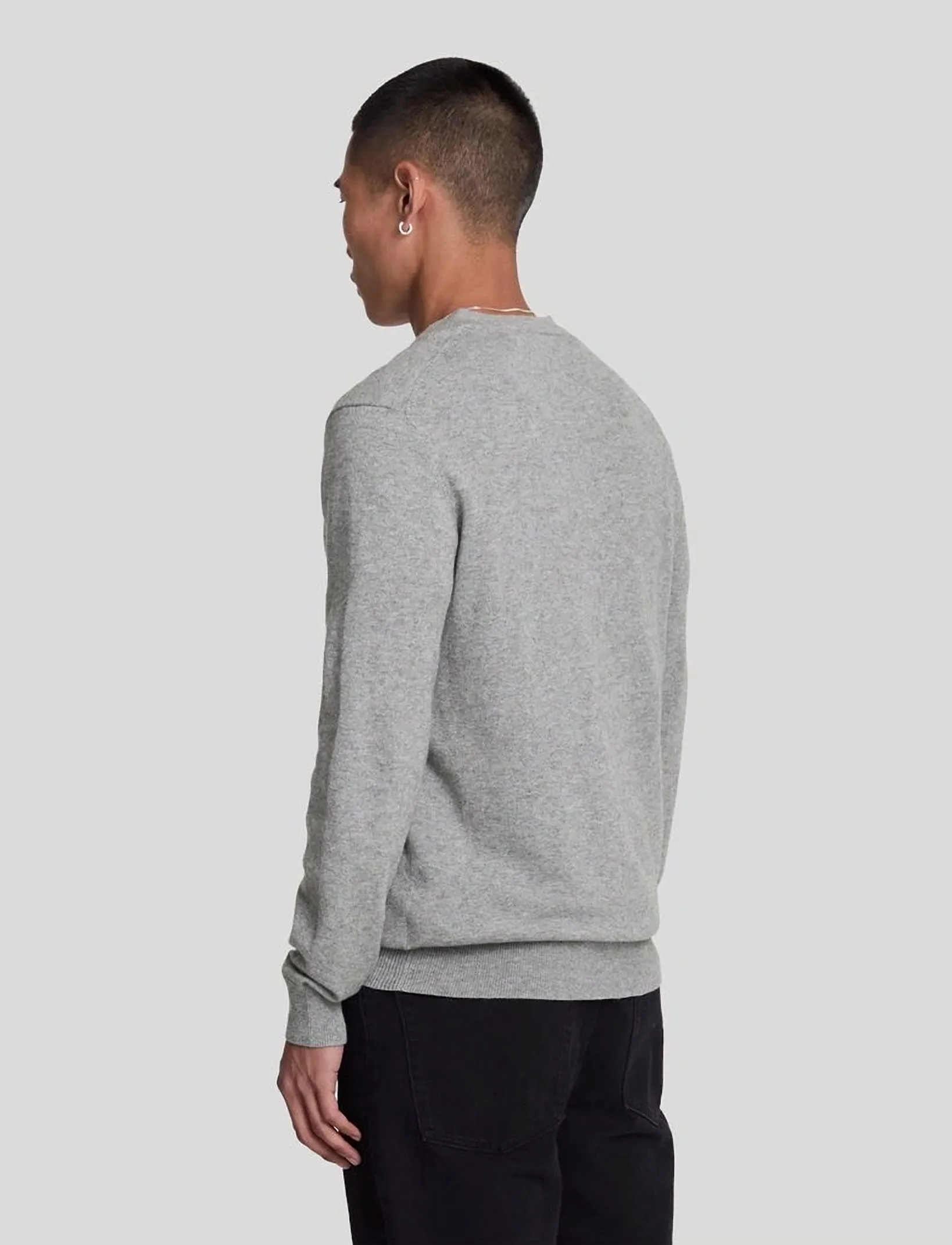 Lyle & Scott - Cotton Merino V Neck Jumper - v-necks - t28 mid grey marl - 3