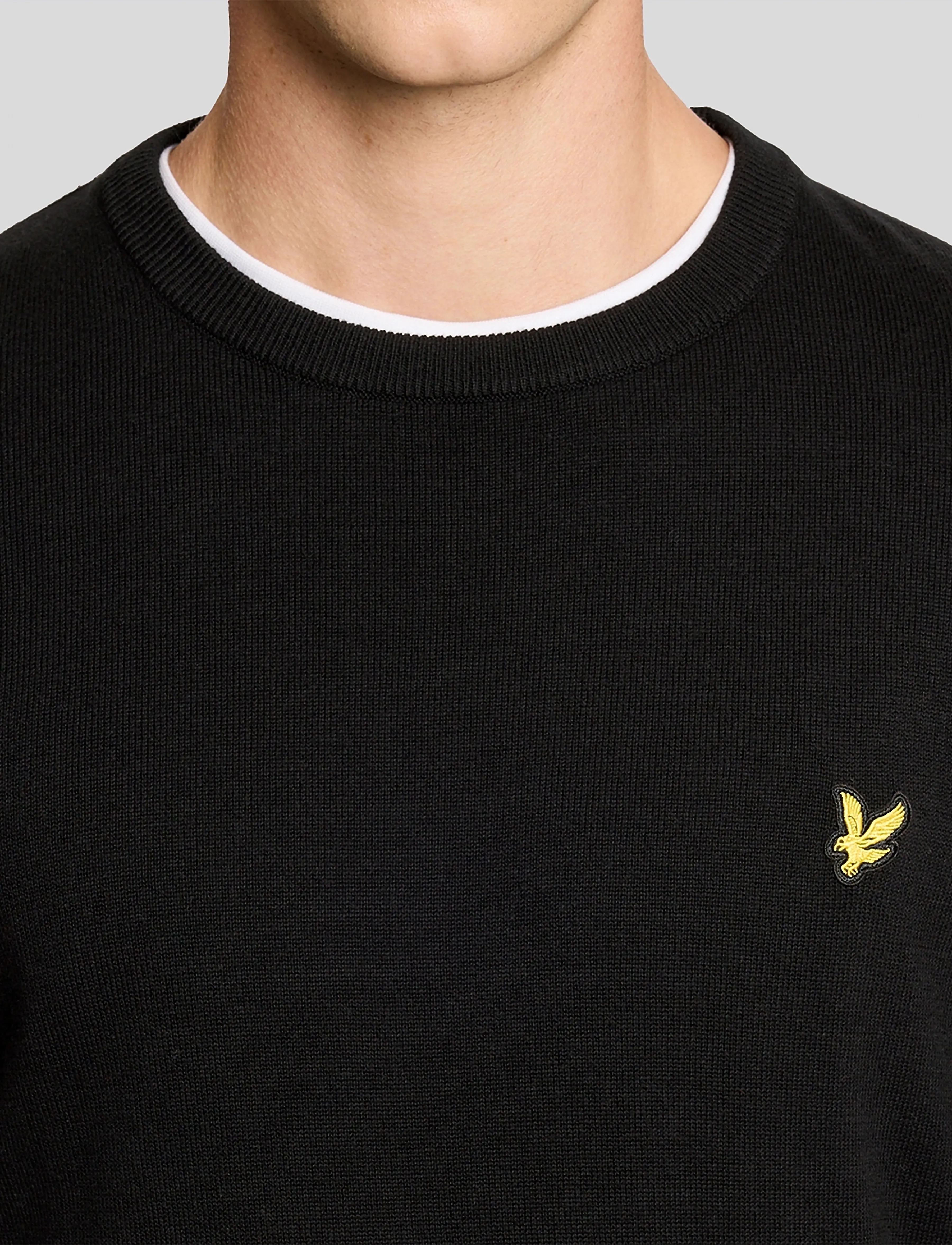 Lyle & Scott - Cotton Crew Neck Jumper - round necks - z865 jet black - 4