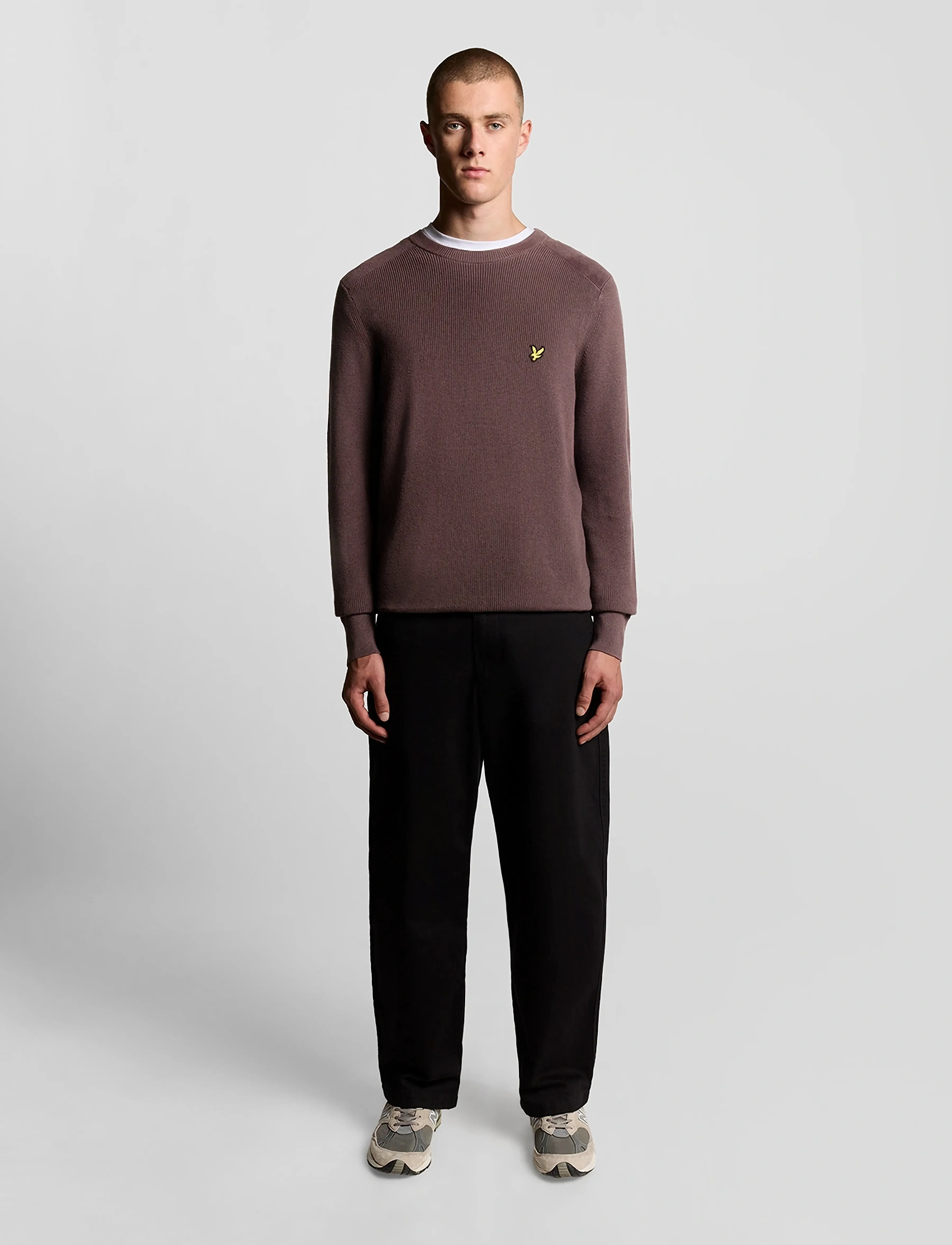 Lyle & Scott - Engineered Rib Crew Neck - kudumid - x863 espresso - 5