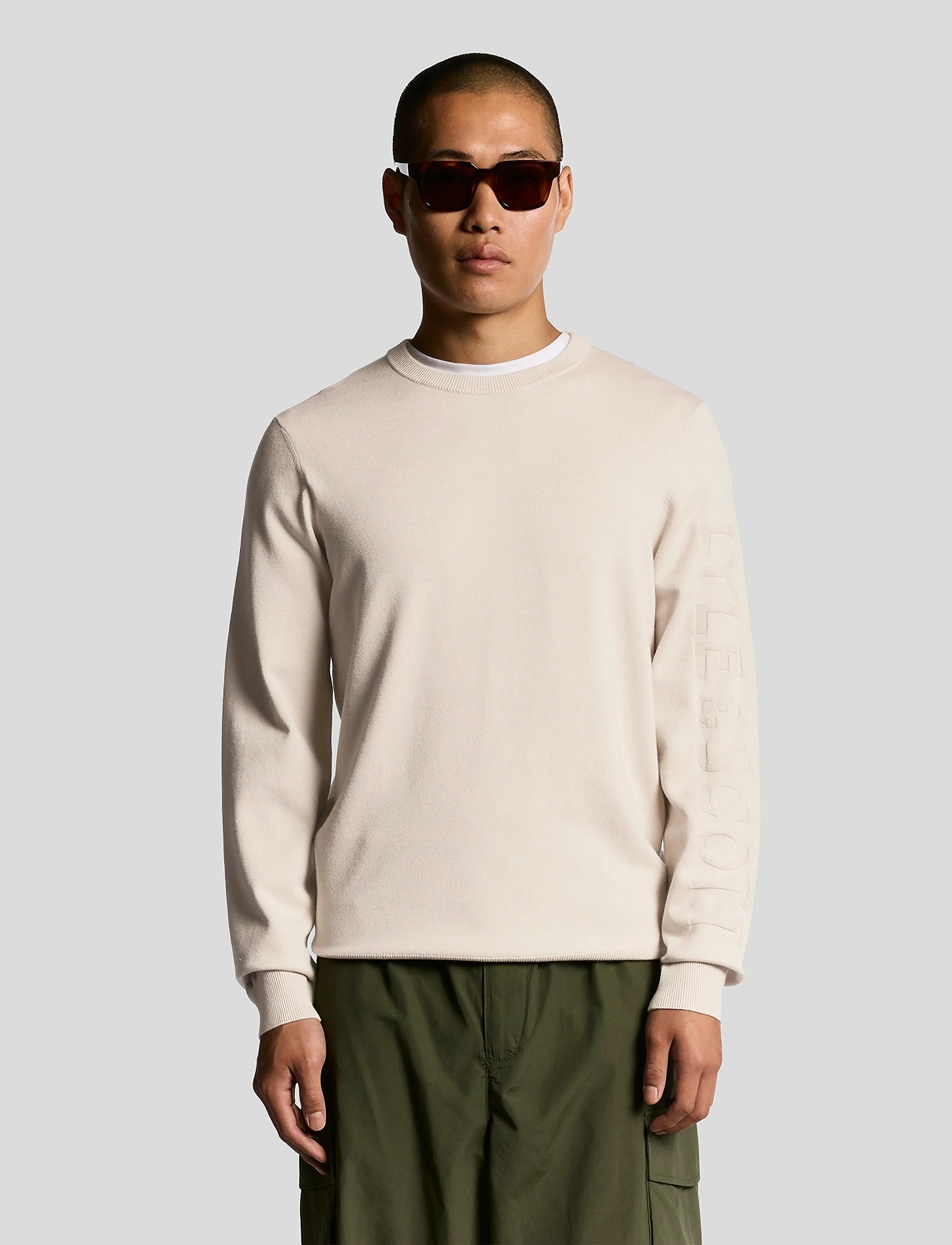 Lyle & Scott Mesh Logo Crew Neck Jumper, L, Beige, Strik > Runde Halse, Herre