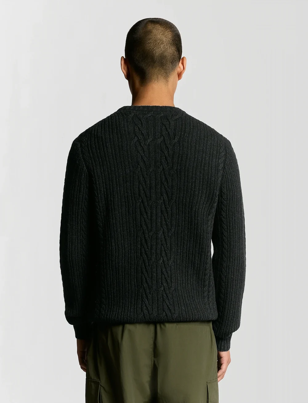 Lyle & Scott - Ribbed Cable Knit Jumper - round necks - w155 jet black marl - 3