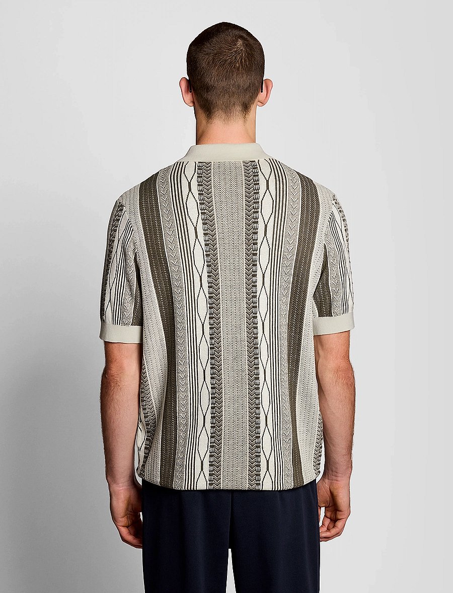 Lyle & Scott - Brocade Jacquard Short Sleeve Knitted Shirt - langärmlige strick-polohemden - ice cream/ khaki ash - 3