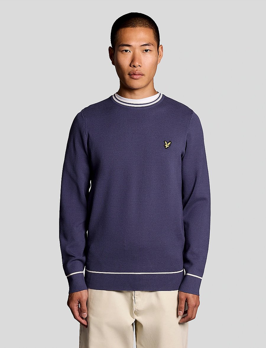 Lyle & Scott - Tipped Knitted Crew Neck Jumper - Ümara kaelusega - y125 rich navy - 0