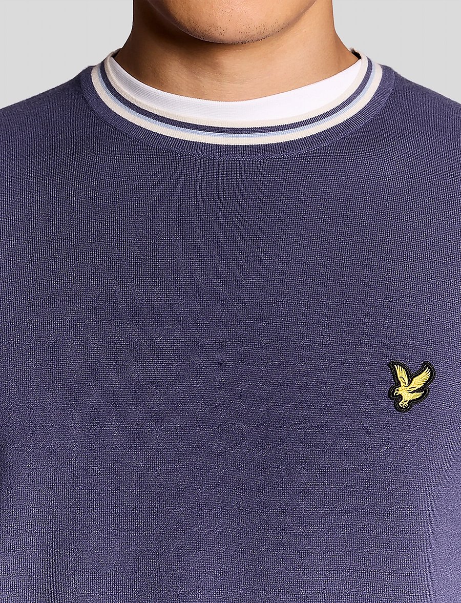 Lyle & Scott - Tipped Knitted Crew Neck Jumper - Ümara kaelusega - y125 rich navy - 4