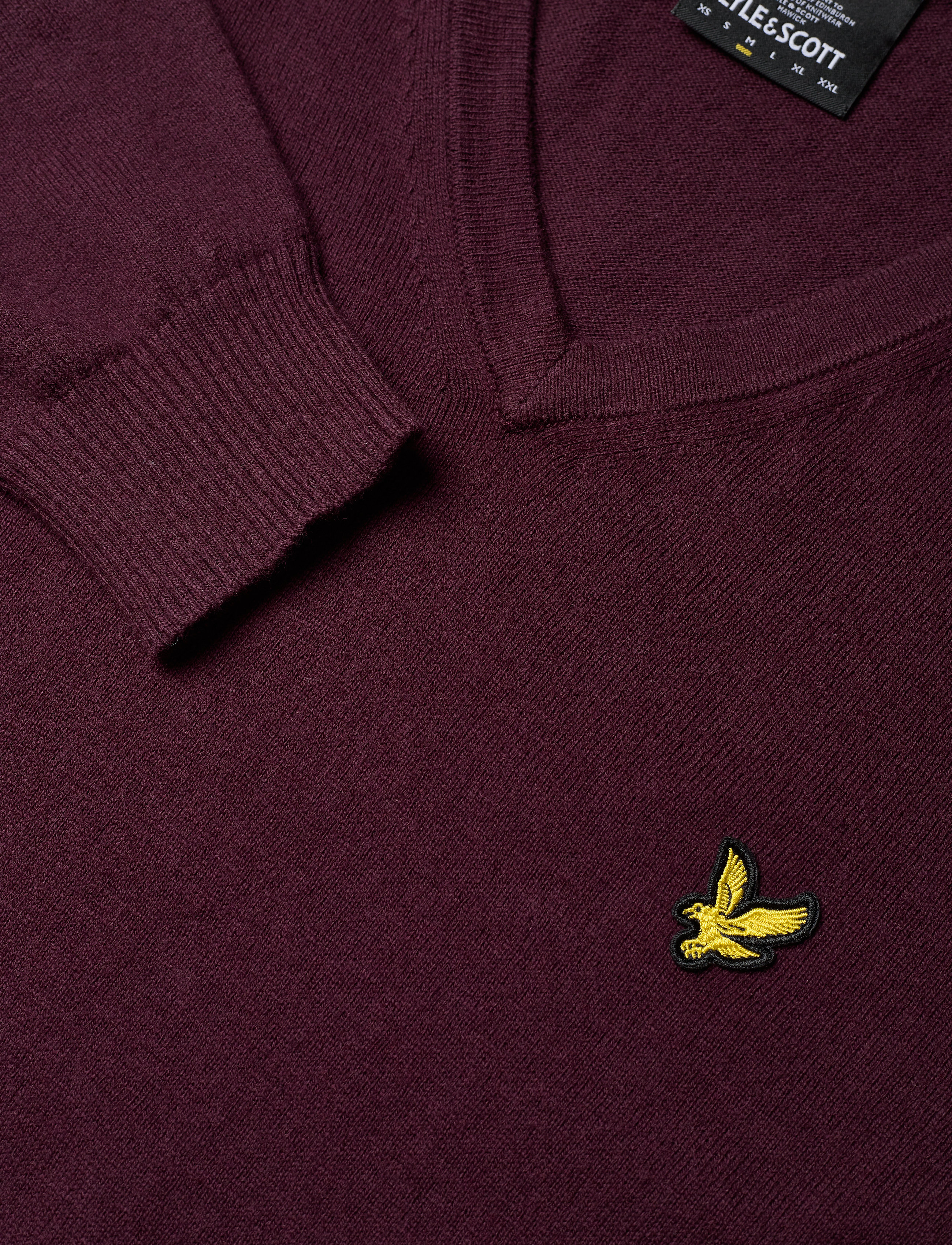 Lyle & Scott - Cotton Merino V Neck Jumper - burgundy - 2