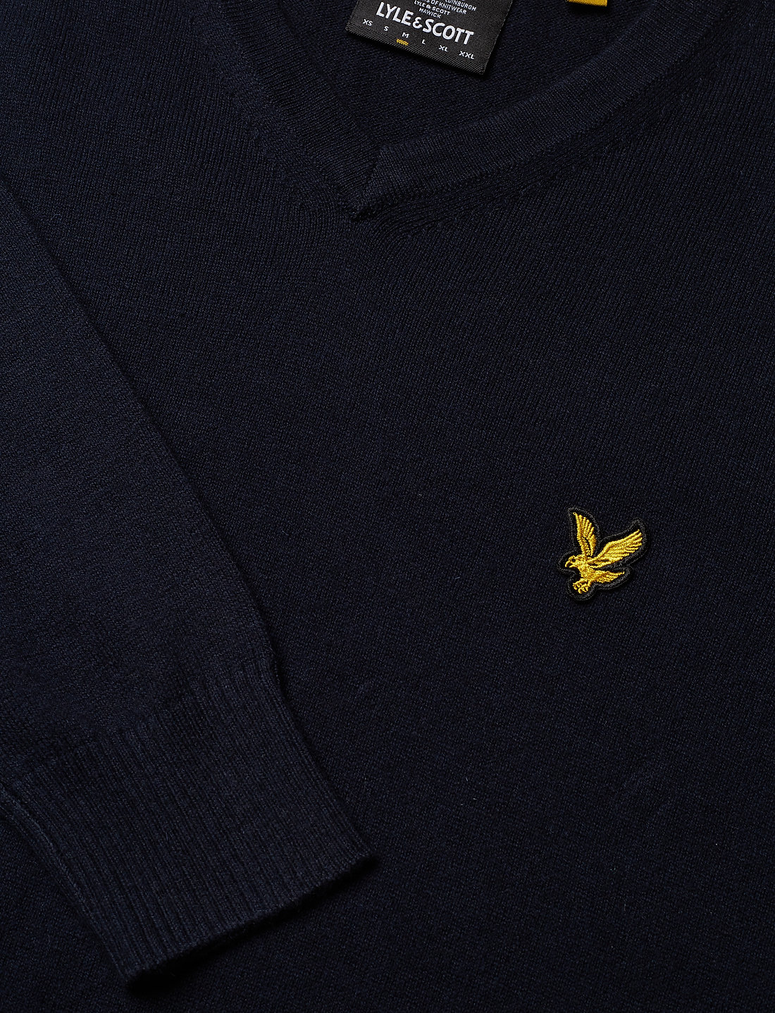 Lyle & scott v 2025 neck jumper