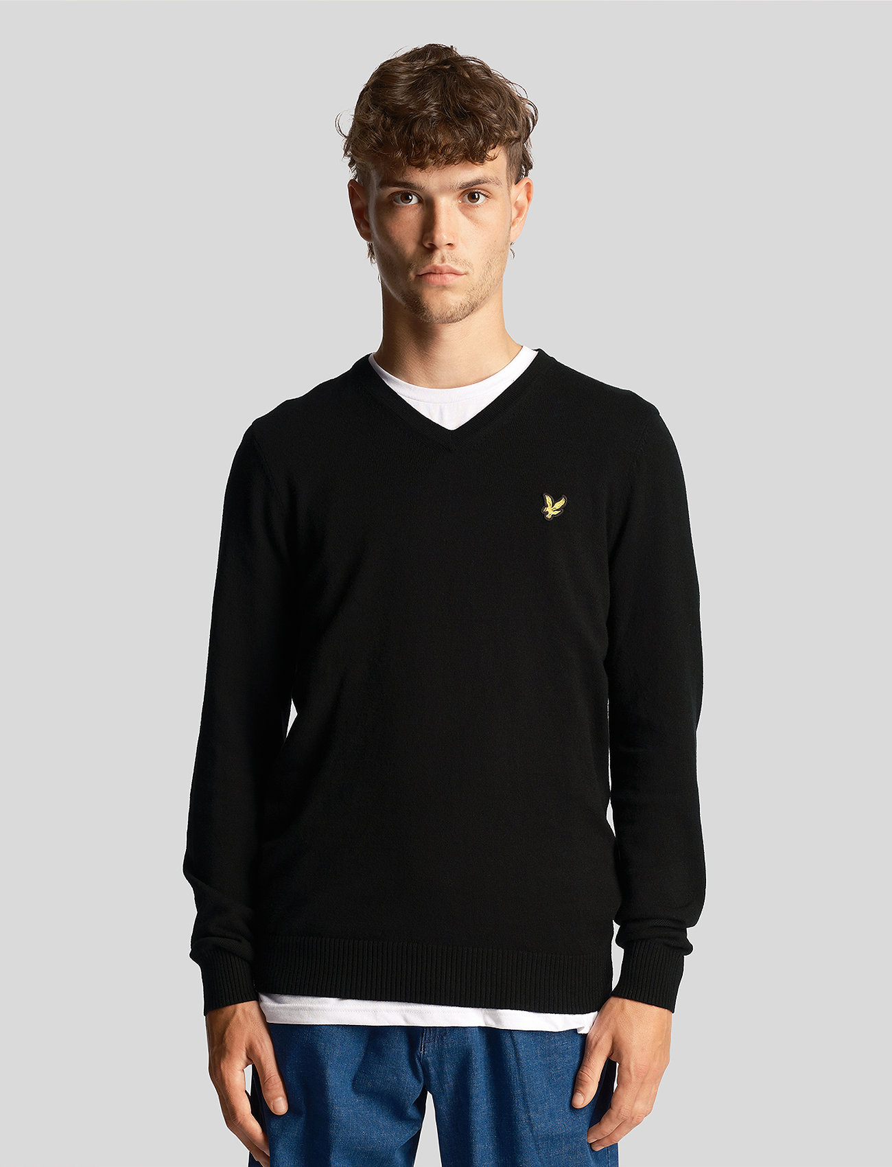 Lyle & Scott - Cotton Merino V Neck Jumper - v-necks - jet black - 0