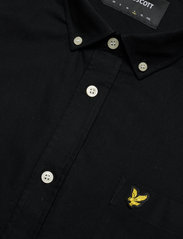 Lyle & Scott - Regular Fit Light Weight Oxford Shirt - oxford shirts - jet black - 7