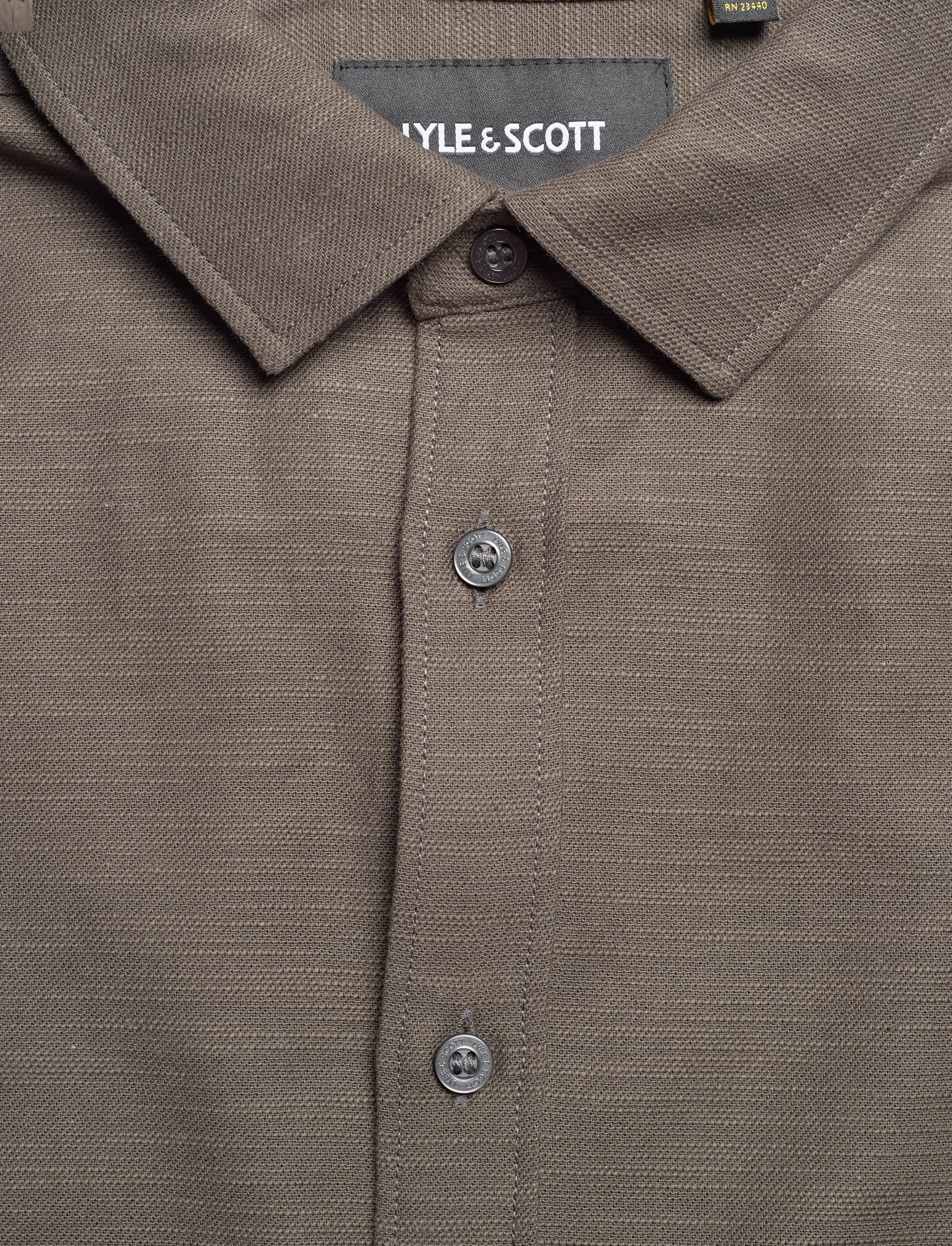 Lyle & Scott - Chunky Slub Shirt - form green - 2