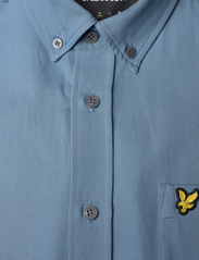 Lyle & Scott - Washed Shirt - basic shirts - skipton blue - 6