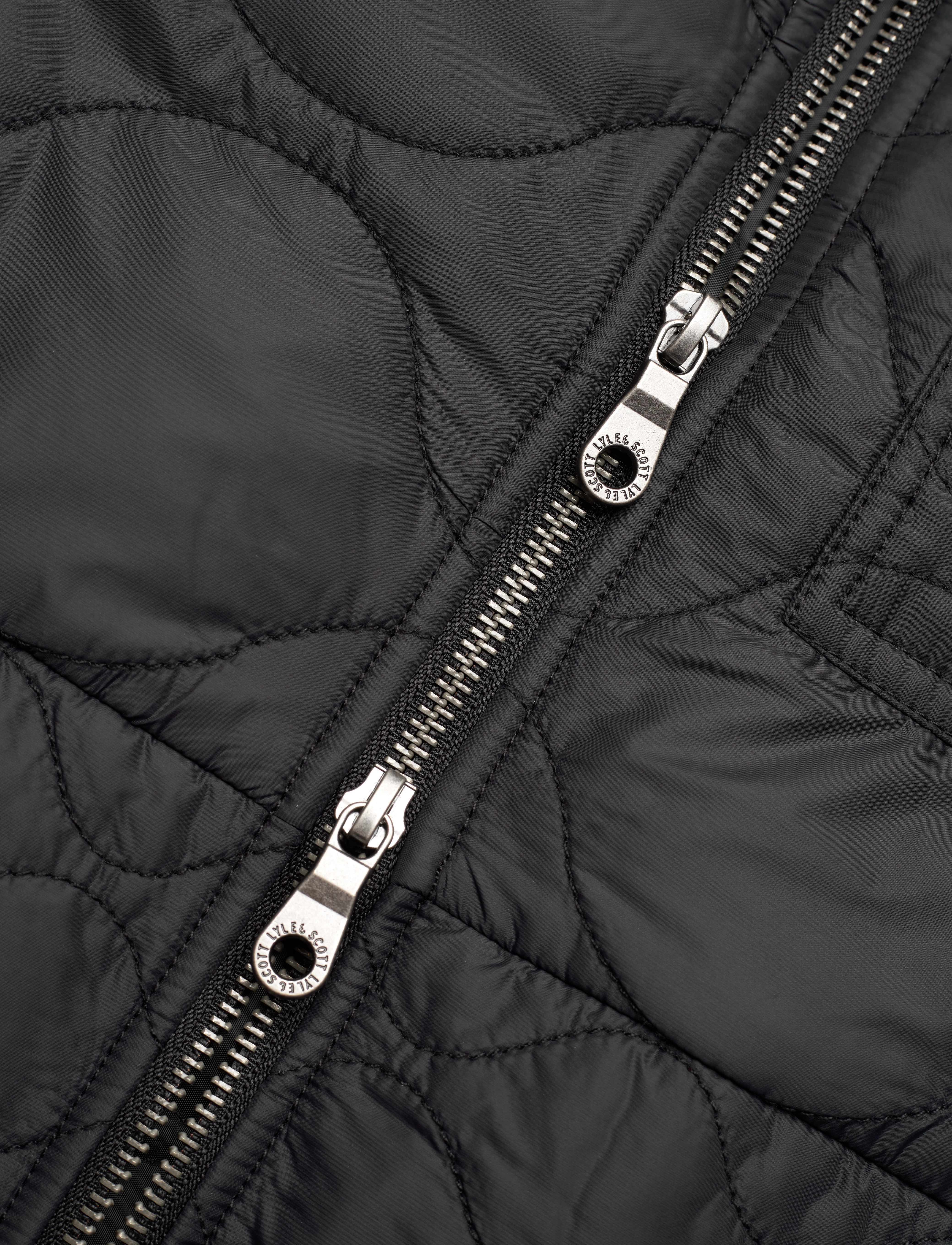 Lyle & Scott - Quilted Overshirt - x002 black ice - 3