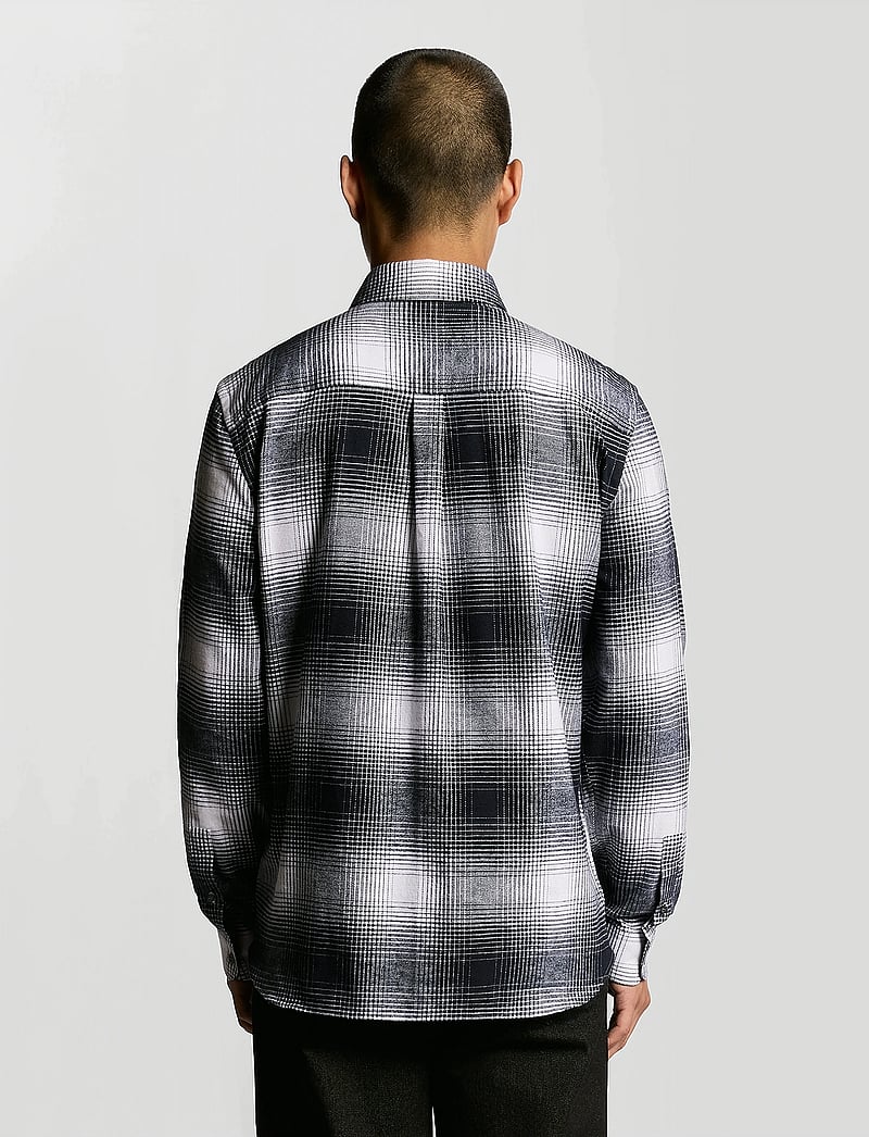 Lyle & Scott - Ombre Check Flannel Shirt - checkered shirts - x964 night sky/ white - 3
