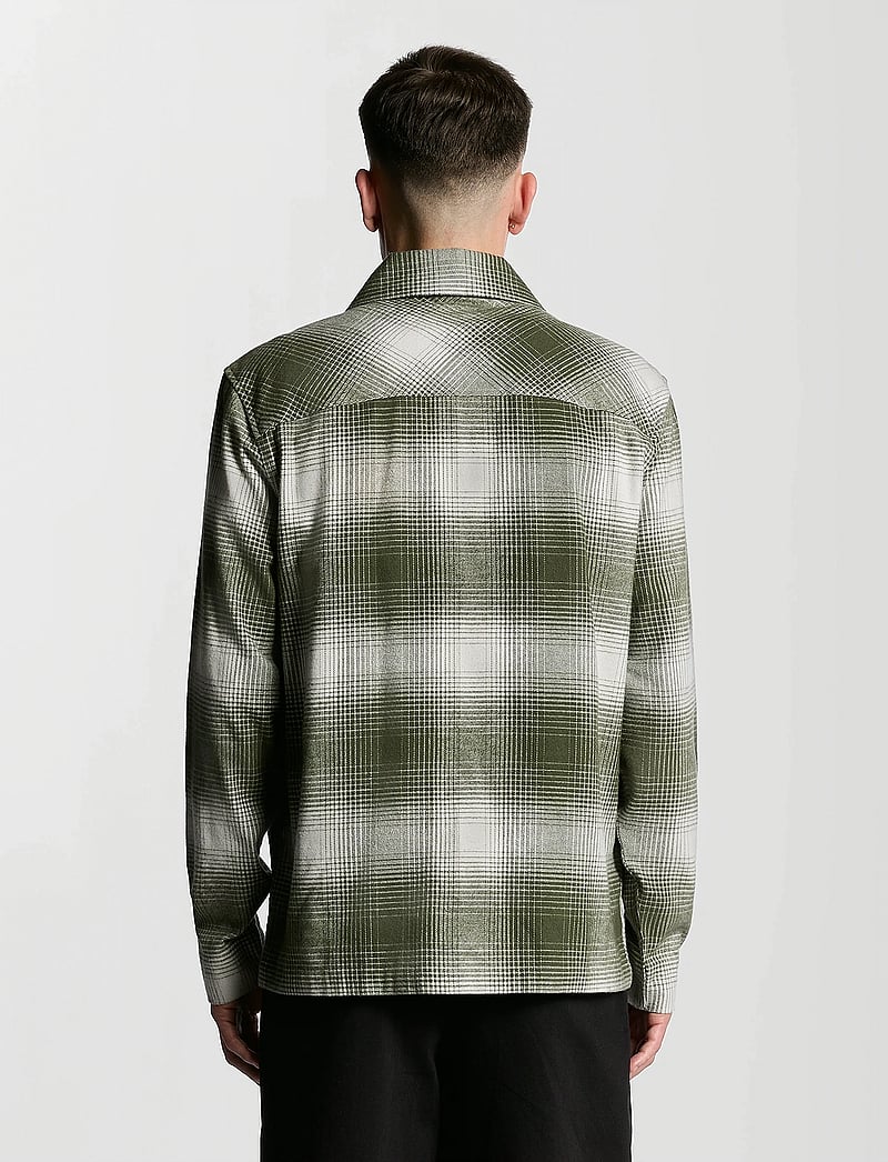 Lyle & Scott - Ombre Check Overshirt - overshirts - x968 deep depths/ dropcloth - 3