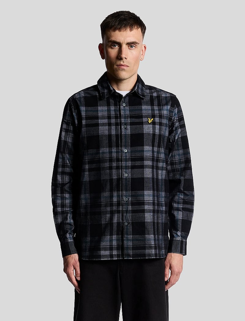 Lyle & Scott - Tartan Corduroy Shirt - velvet särgid - w189 jet black/ white - 0