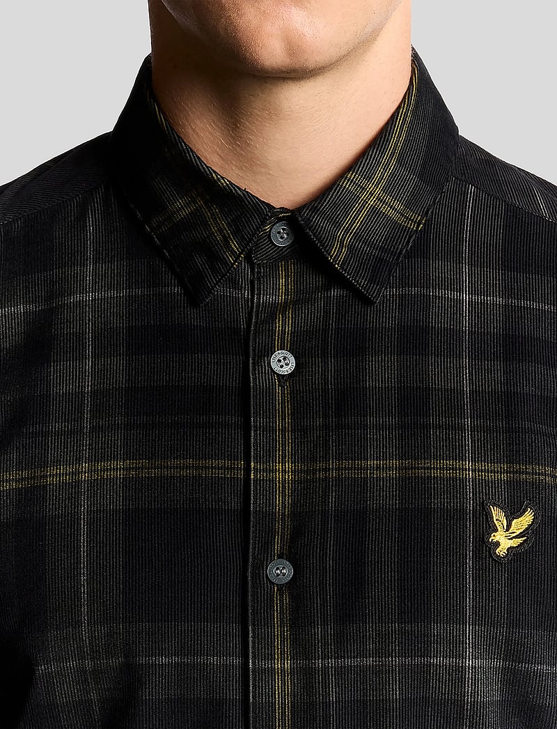 Lyle & Scott - Tartan Corduroy Shirt - fløjlsskjorter - z865 jet black - 5