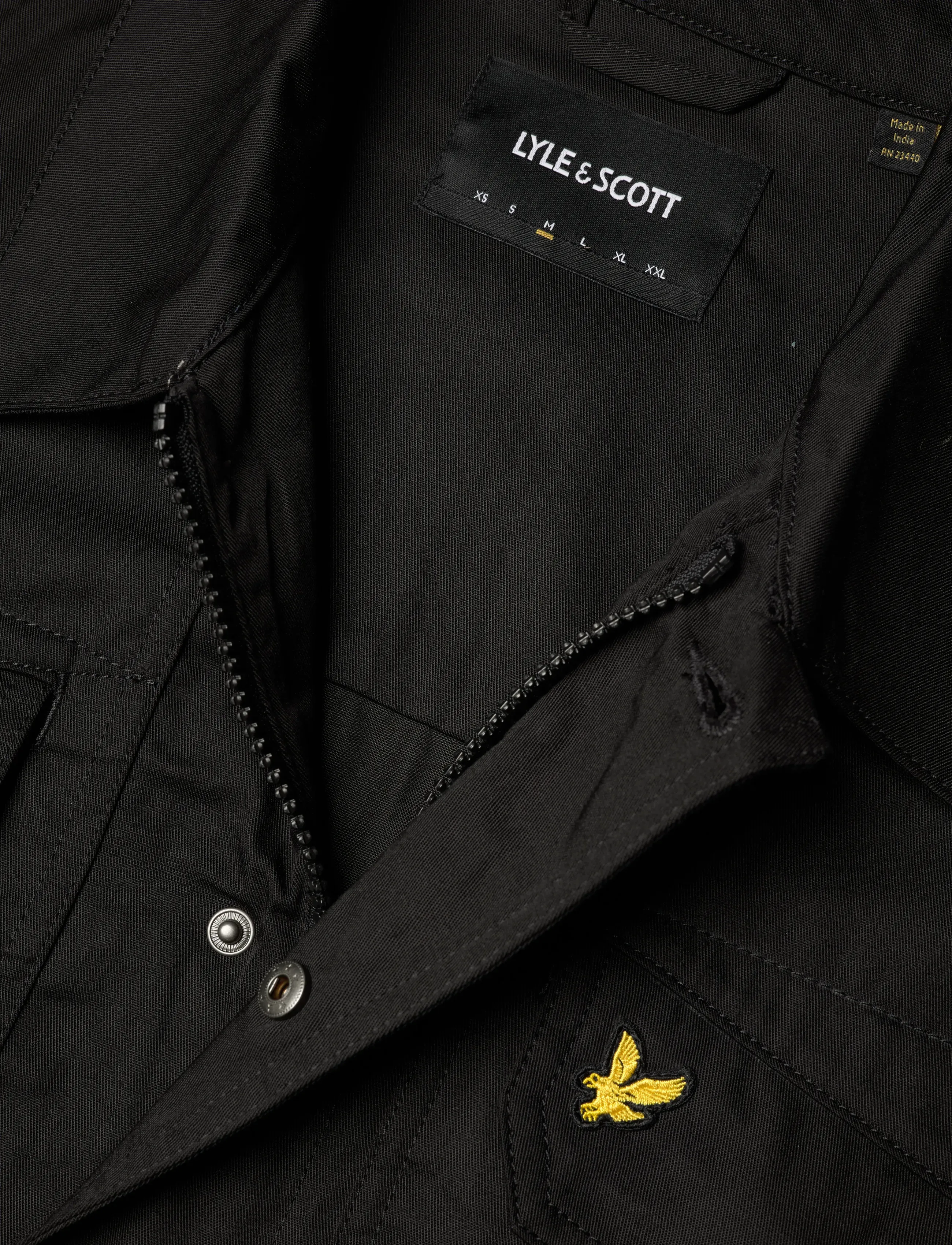 Lyle & Scott - Multi Pocket Overshirt - spring jackets - z865 jet black - 3