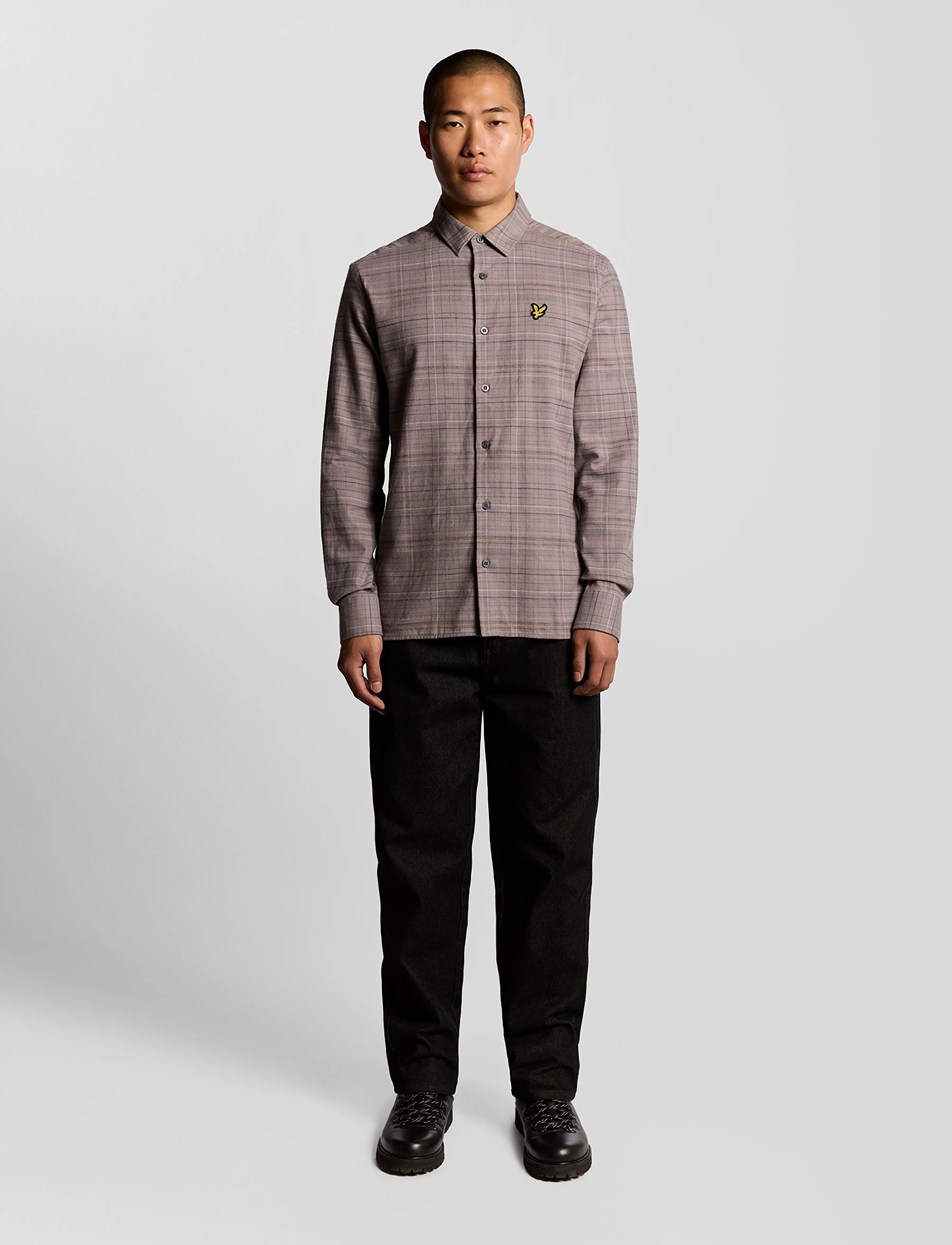 Lyle & Scott - Checked Flannel Shirt - casual skjorter - y062 gull grey/ bottle brown - 5