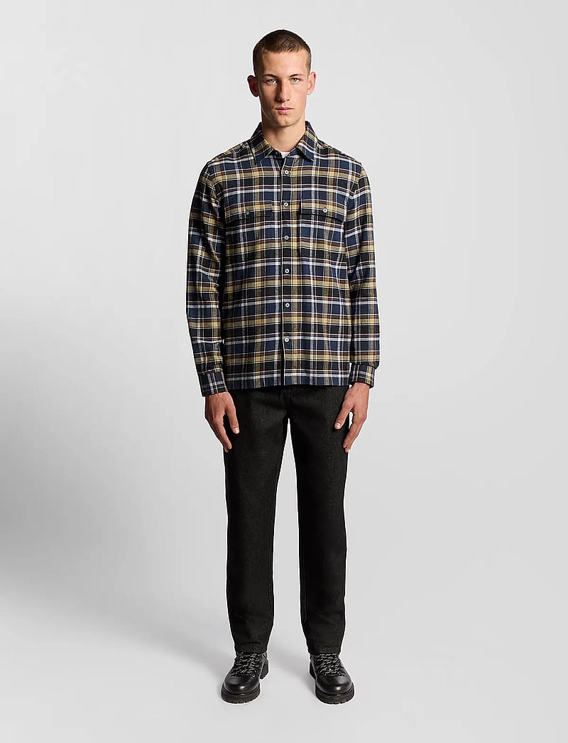 Lyle & Scott - Brushed Cotton Check Shirt - ternede skjorter - y064 blue night/ green tan - 5