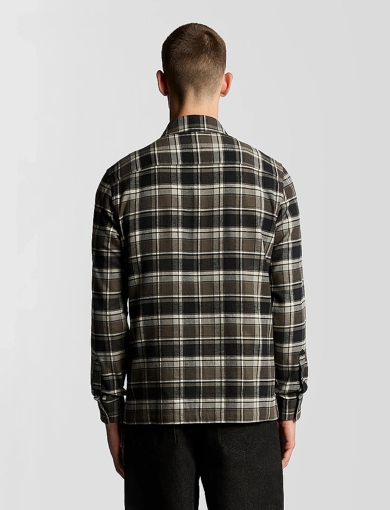 Lyle & Scott - Brushed Cotton Check Shirt - ternede skjorter - y063 jet black/ limestone - 3