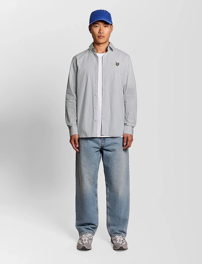 Lyle & Scott - Twin Stripe Shirt - stribede skjorter - x187 white/ dark navy - 4