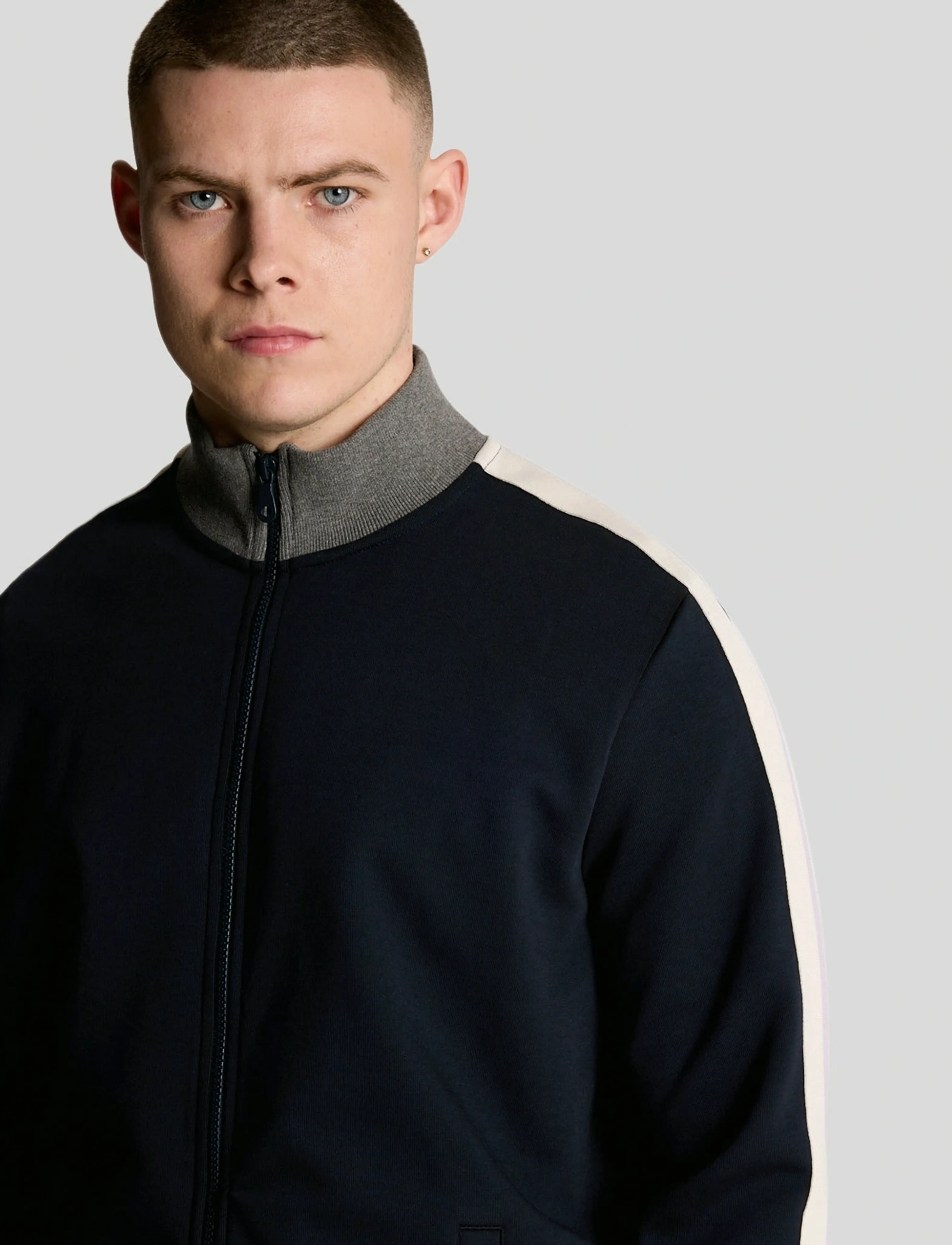 Lyle & Scott - Taped Full Zip Track Top - z271 dark navy - 5